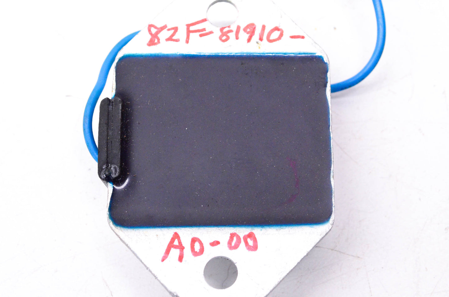 New OEM Yamaha 8M4-81910-50-00 Rectifier NOS
