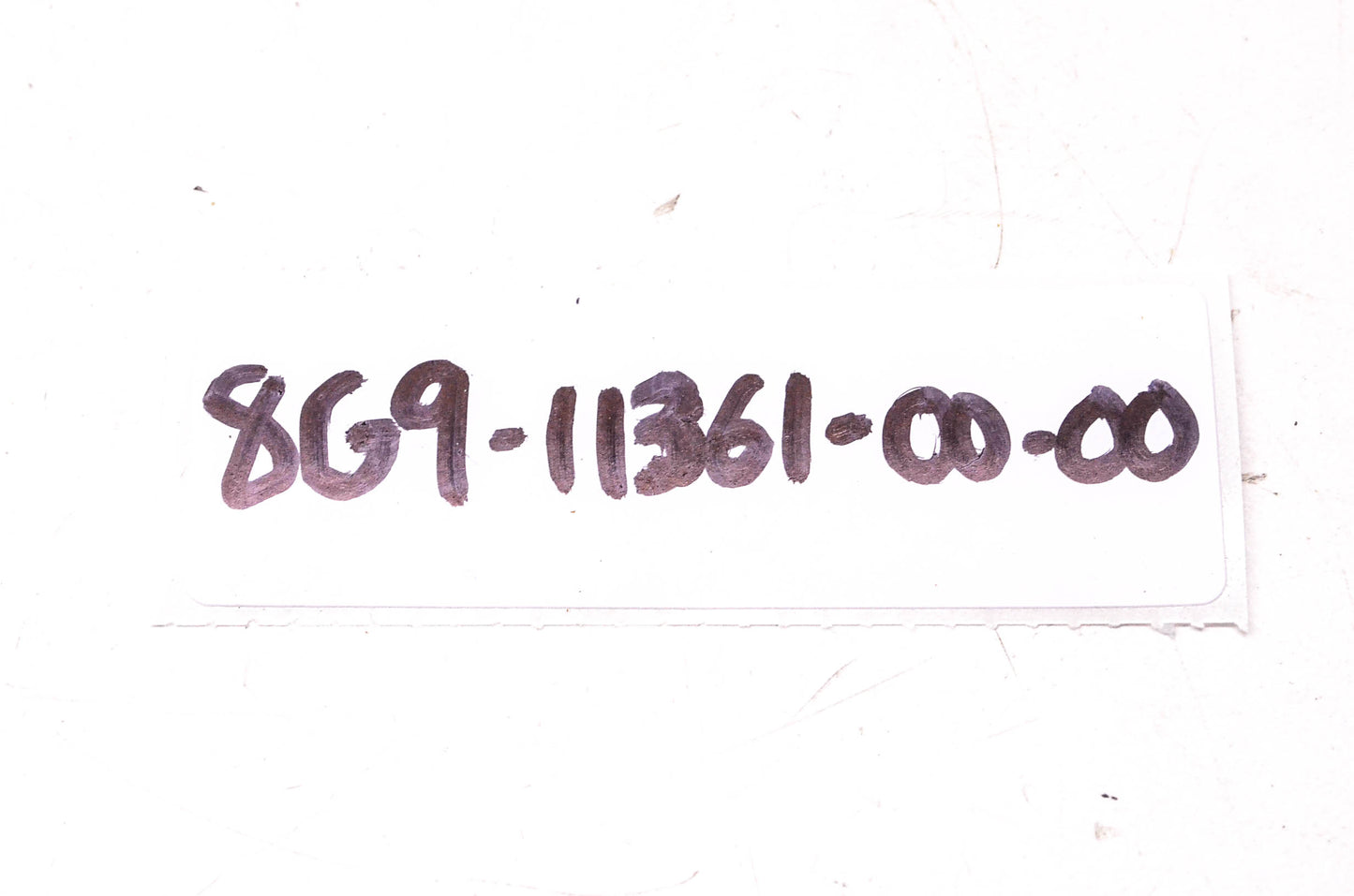 New OEM Yamaha 8G9-11361-00-00 Cylinder Stud NOS