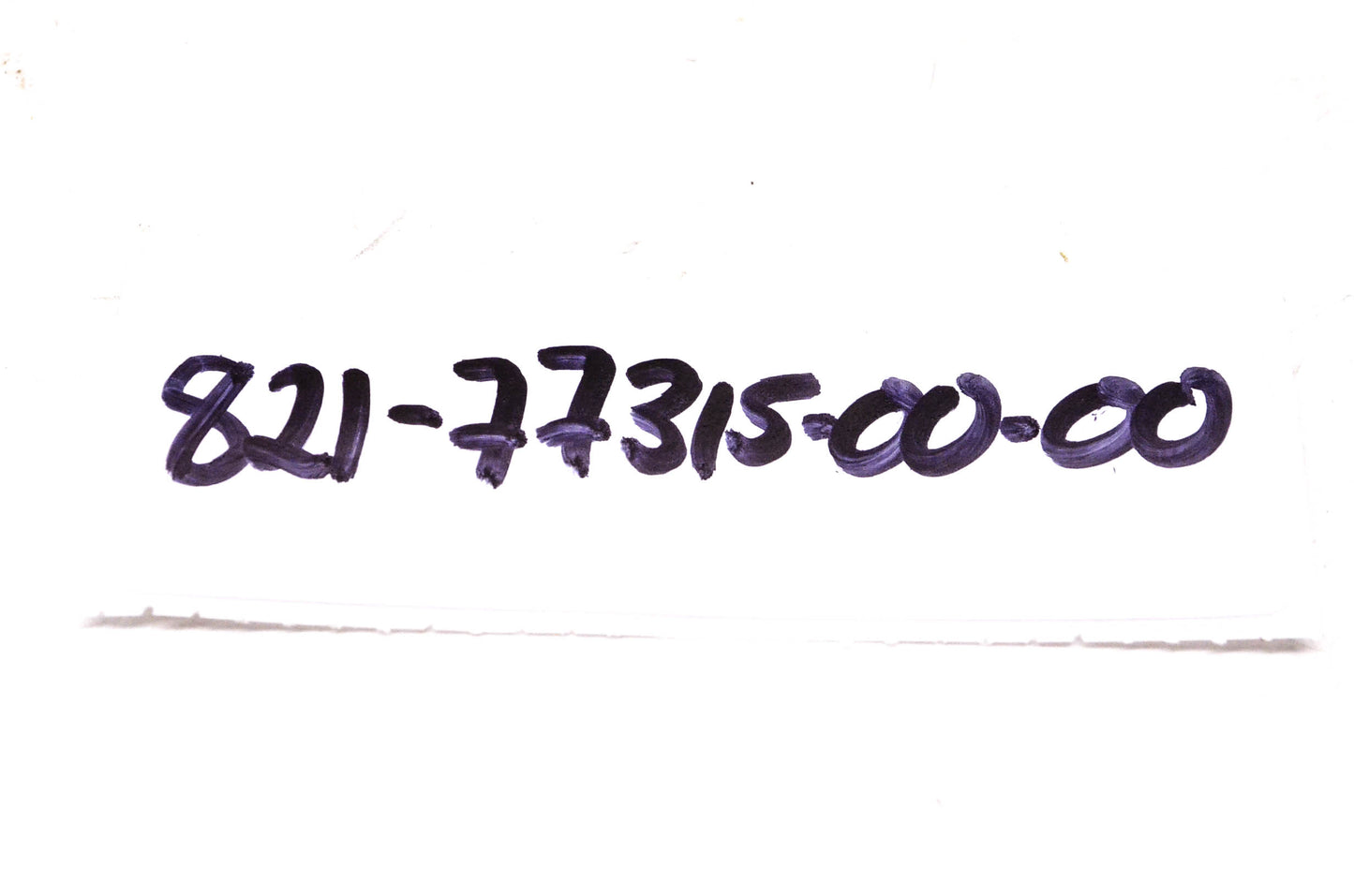 New OEM Yamaha 821-77315-00-00 Bracket NOS