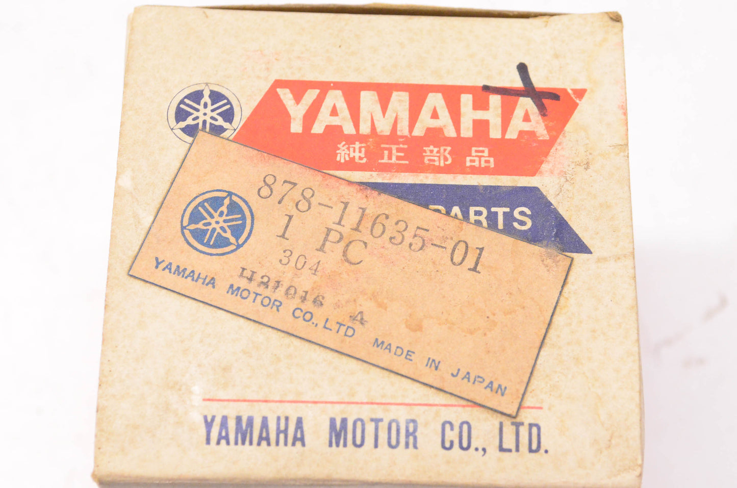 New OEM Yamaha 878-11635-01-00 Piston NOS
