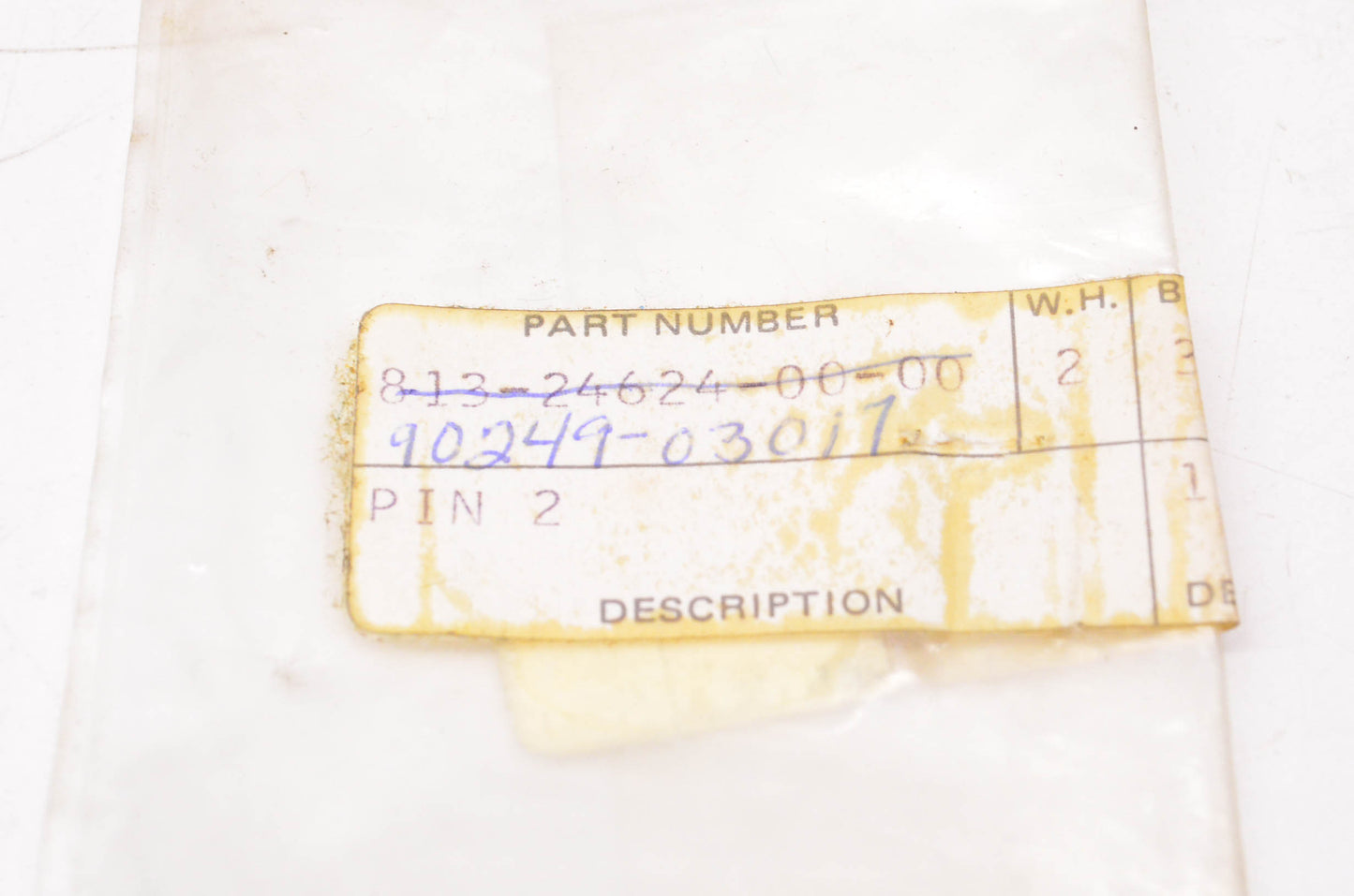New OEM Yamaha 90249-03017-00 Pin NOS