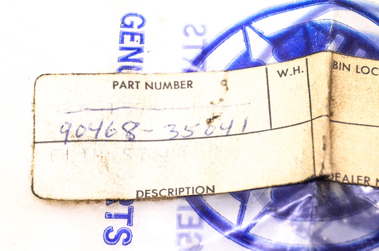 New OEM Yamaha 90468-35041-00 Starter Clip NOS