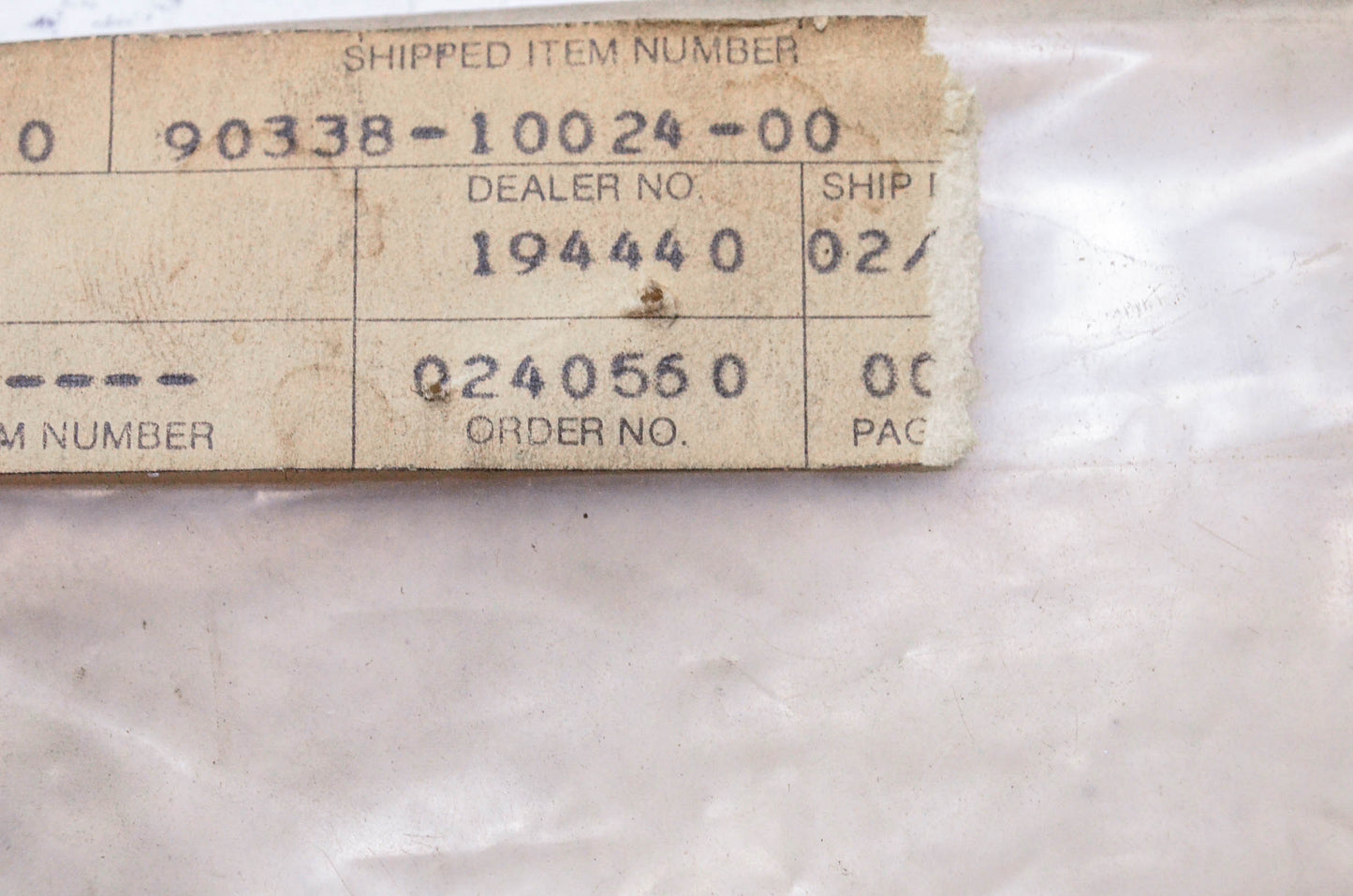 New OEM Yamaha 90338-10024-00 Plug NOS