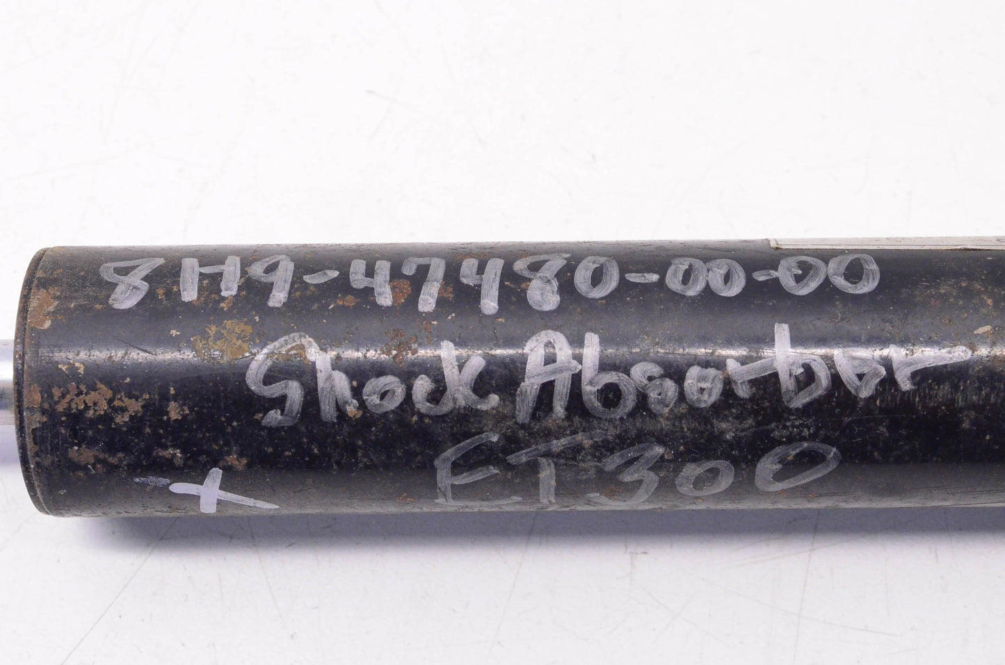 KYB 8H9-47480-00-00 Shock Absorber