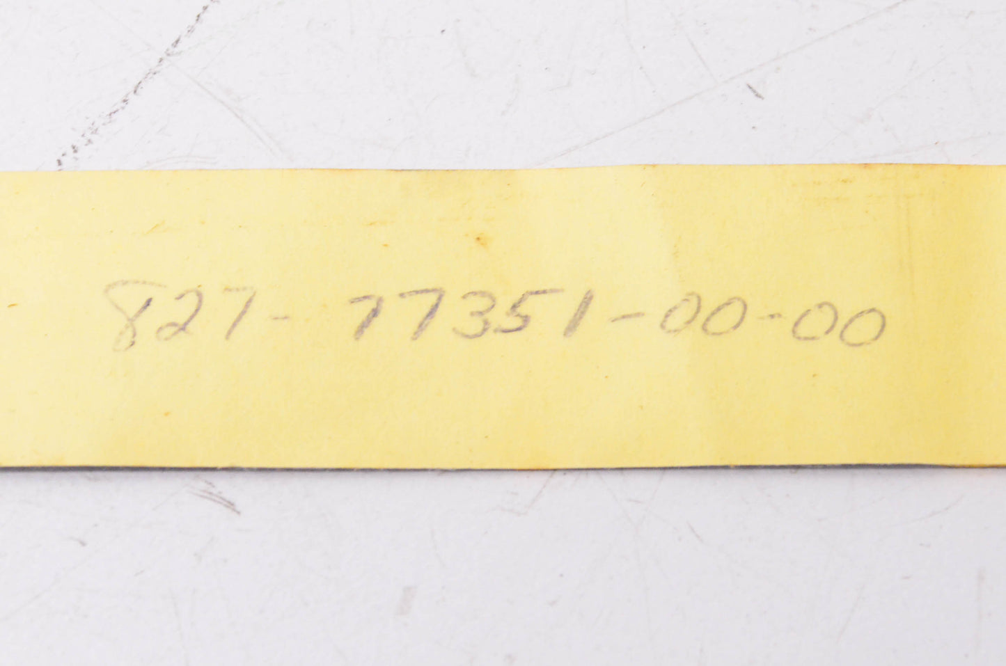 New OEM Yamaha 827-77351-00-00 EW433B Oil Injection Emblem NOS