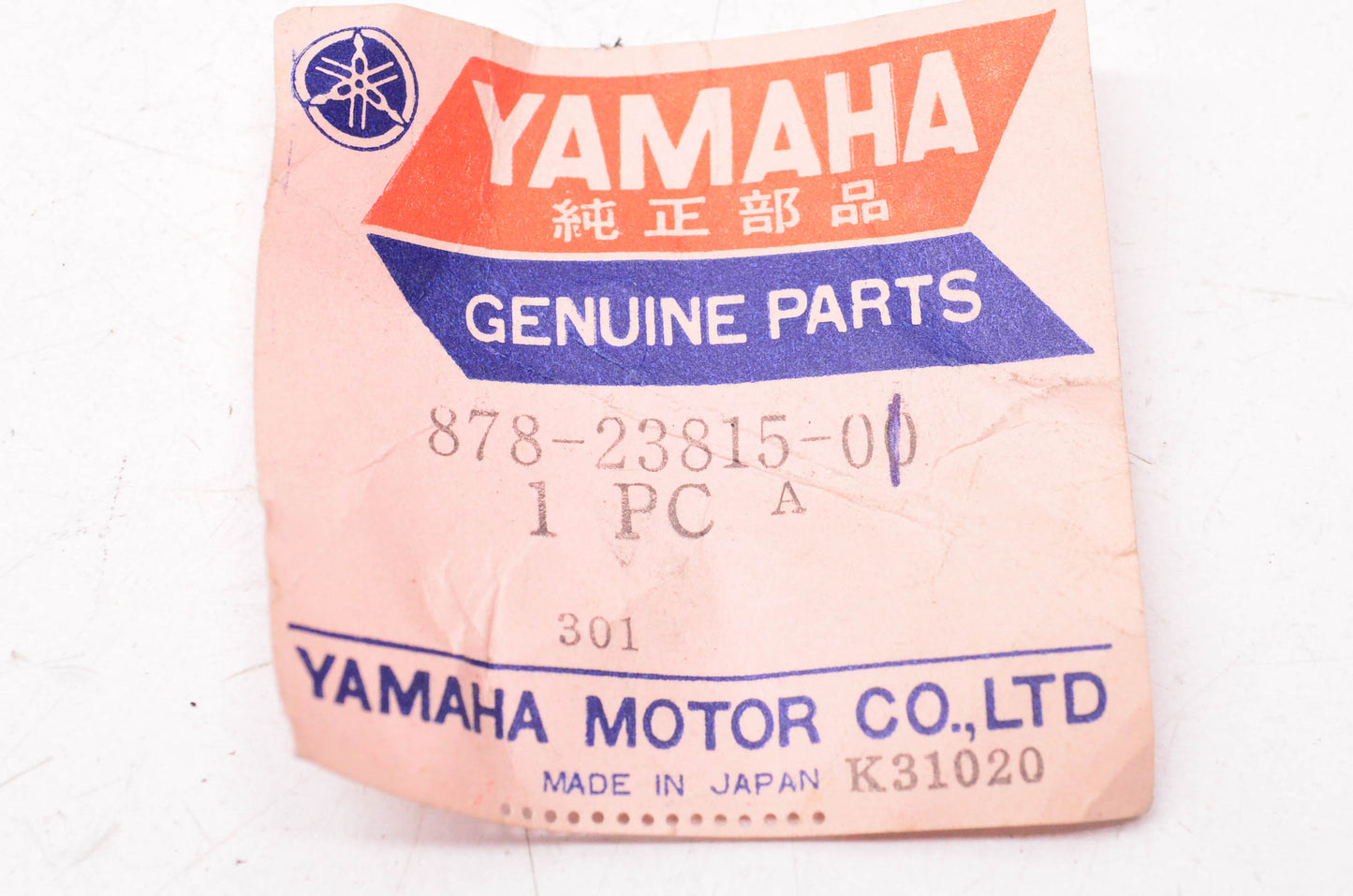 New OEM Yamaha 878-23815-01-00 Steering Pad NOS