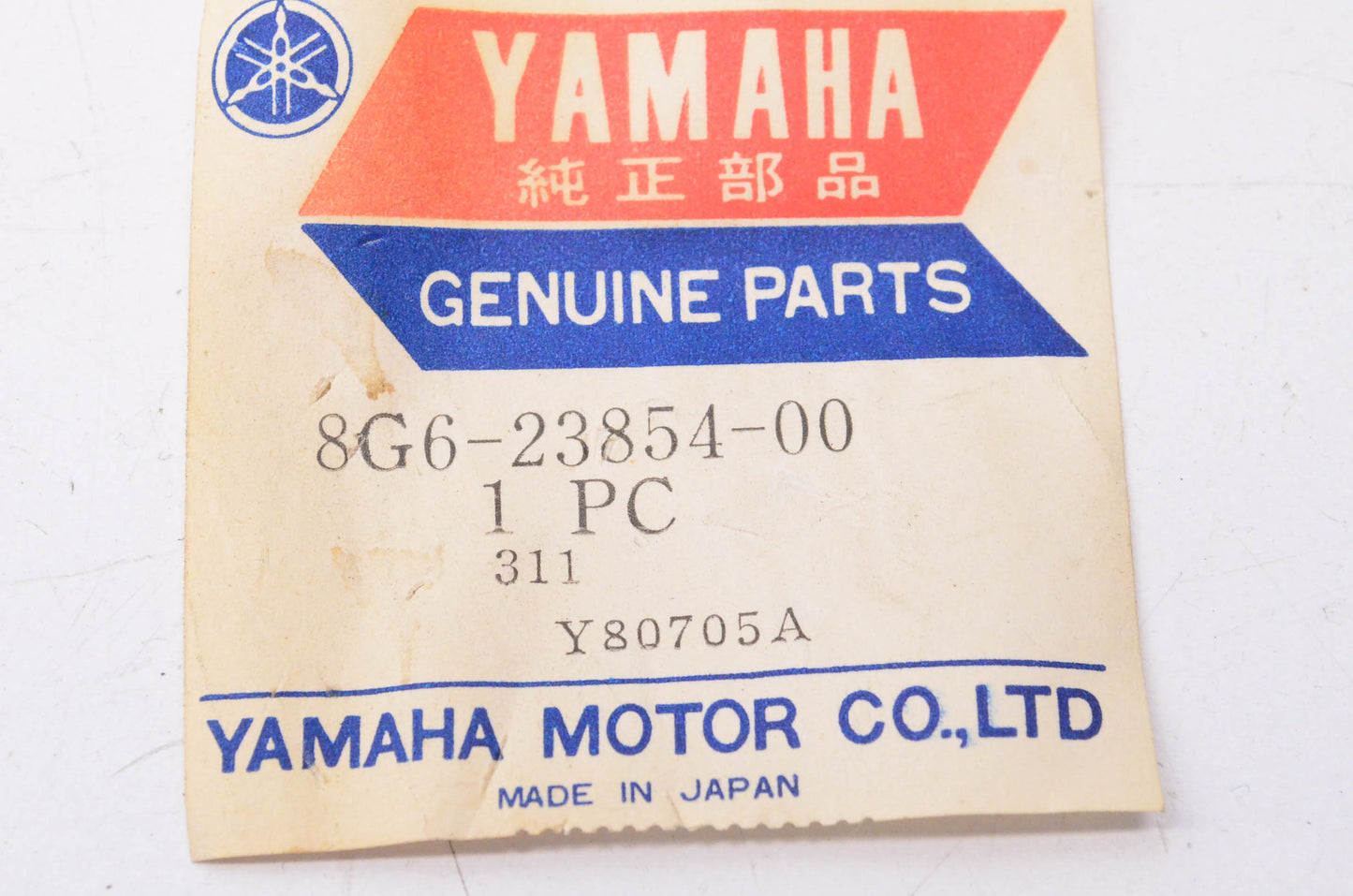 New OEM Yamaha 8G6-23854-00-00 Ski Column NOS