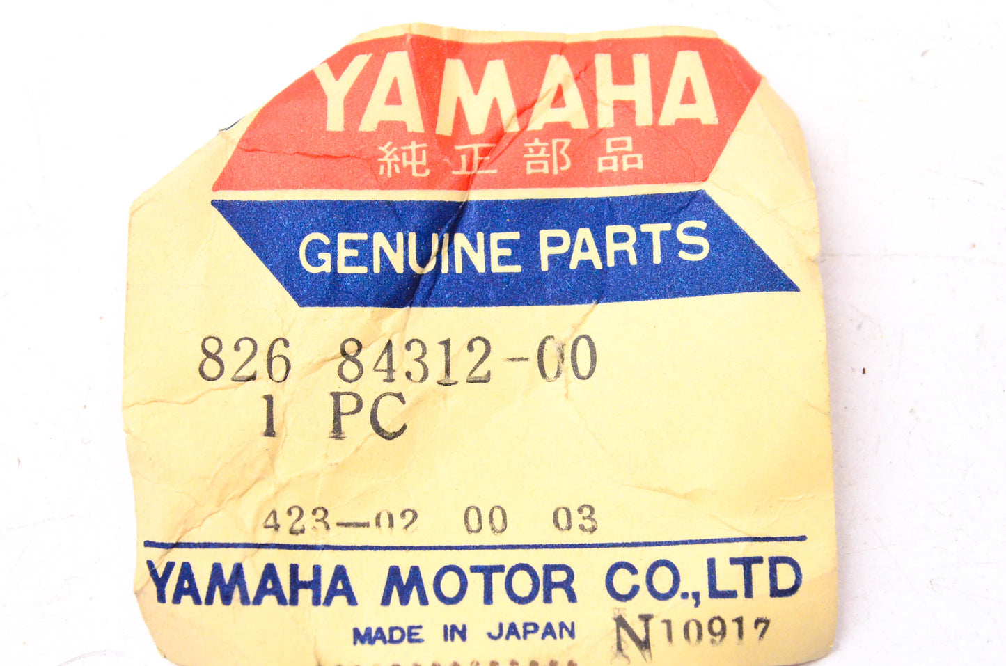 New OEM Yamaha 826-84312-00-00 Socket Holder NOS
