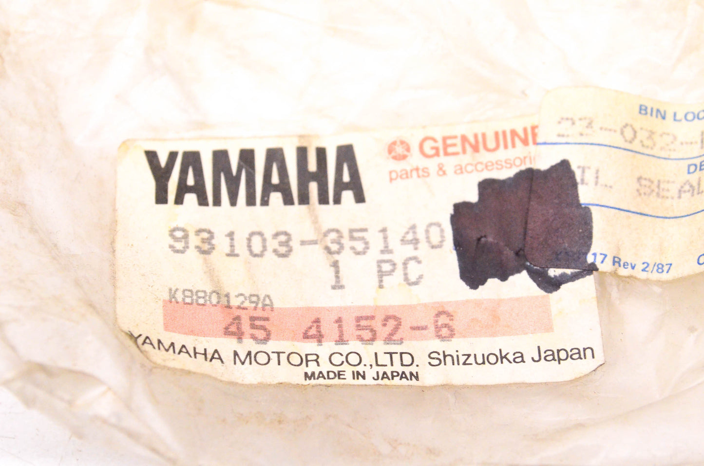 New OEM Yamaha 93103-35140-00 Oil Seal NOS