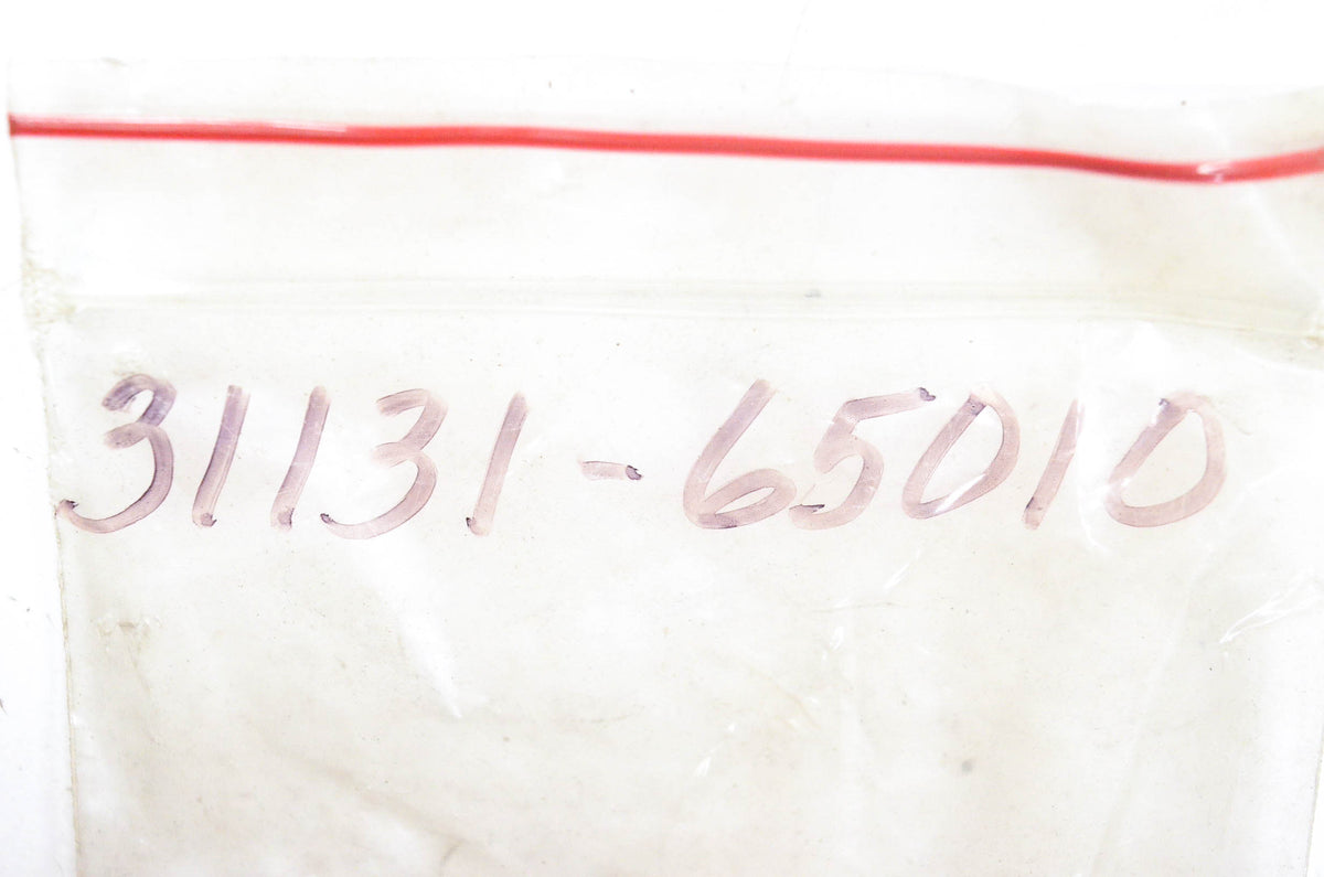 New OEM Suzuki 31131-65010 Brush NOS