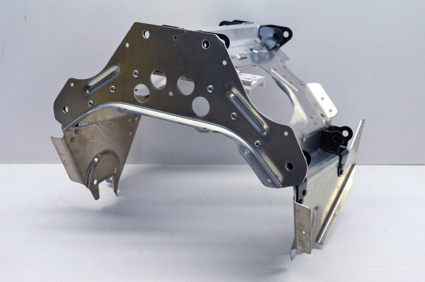 Aftermarket 518325423 Cross Member Bulkhead NOS