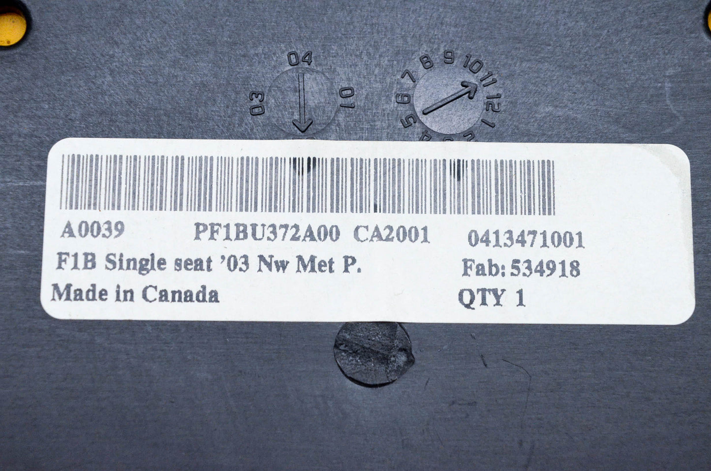 New OEM Yamaha F1B-U372A-00-00 Grey Single Seat Assembly NOS
