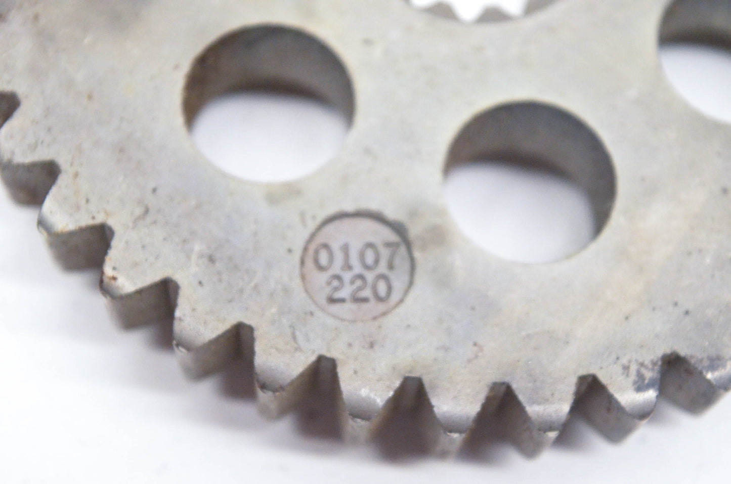 New OEM Arctic Cat 0107-220 Sprocket 39T NOS