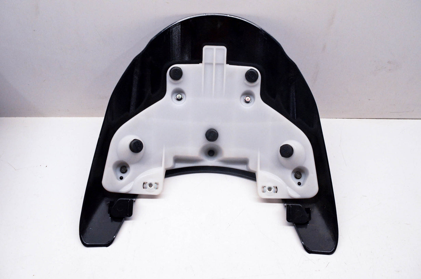New OEM Suzuki 45550-48G00-YAY Black Rear Seat Cowling Assembly NOS