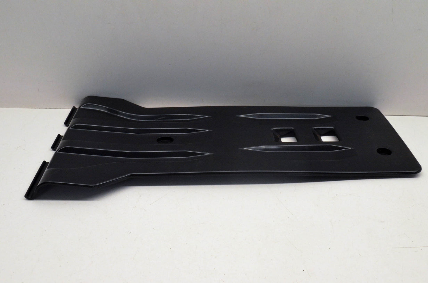 New OEM Yamaha 1CT-F840K-00-00 Engine Guard Component Plate NOS
