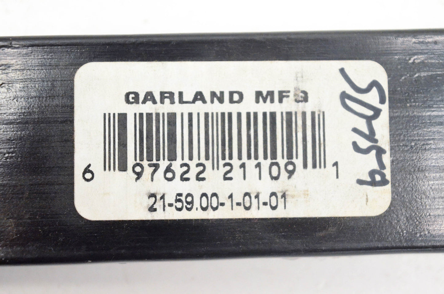 Garland 21-59.00-1-01-01 Black Runner 59" NOS