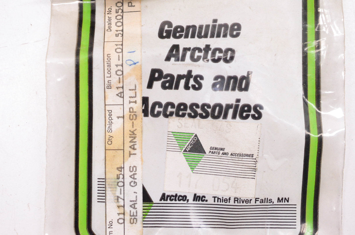 New OEM Arctic Cat 0117-054 Gas Tank Spill Seal NOS