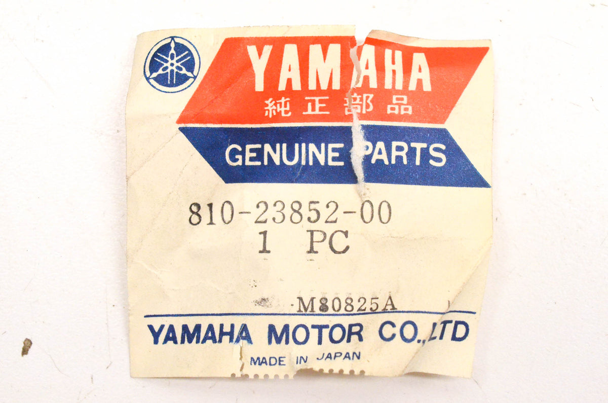 New OEM Yamaha 810-23852-00-00 Steering Arm NOS