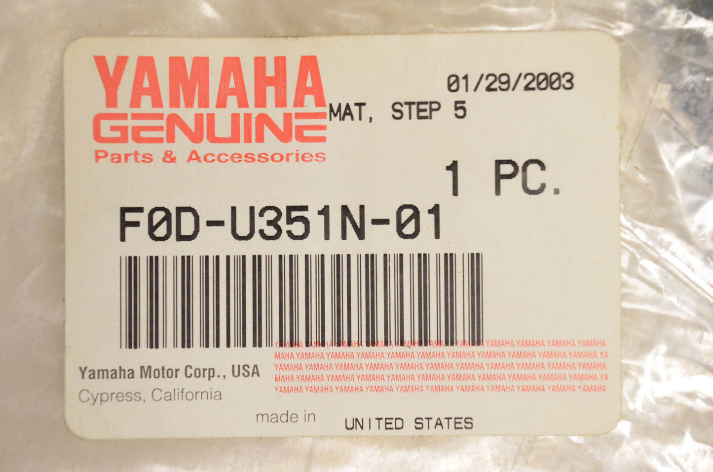 New OEM Yamaha F0D-U351N-01-00 LH Step Mat NOS