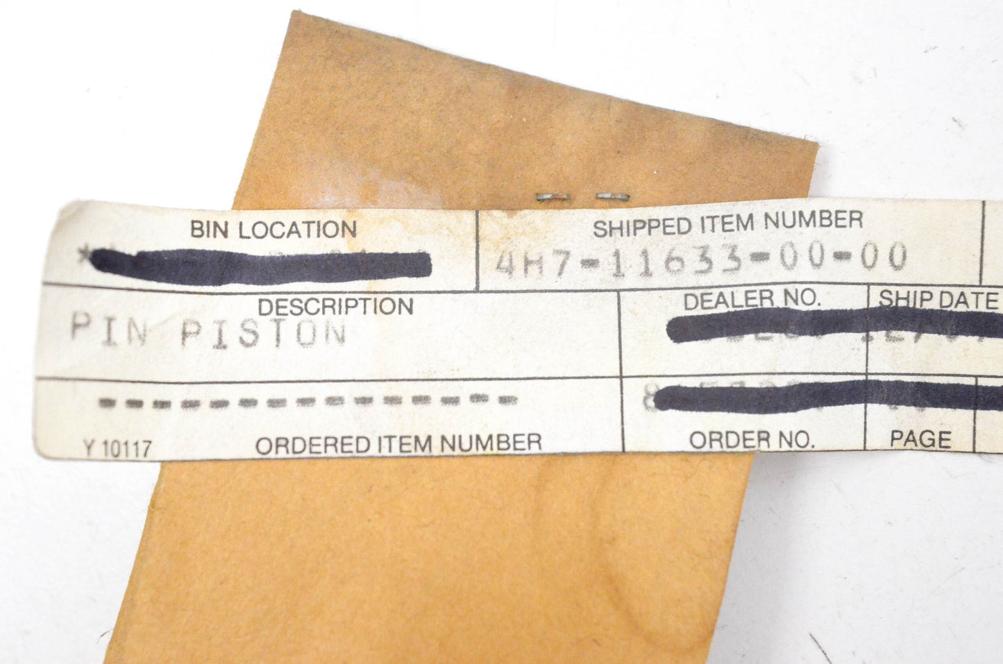 New OEM Yamaha 4H7-11633-00-00 Piston Pin NOS