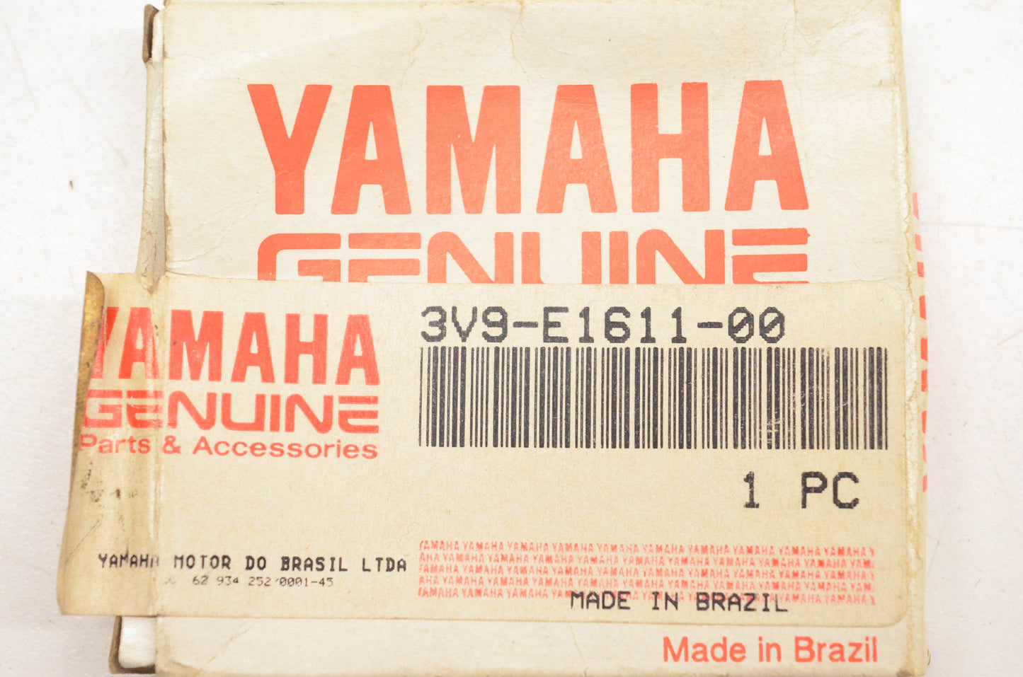 New OEM Yamaha 3V9-E1611-10-00 Piston Ring Kit Std NOS