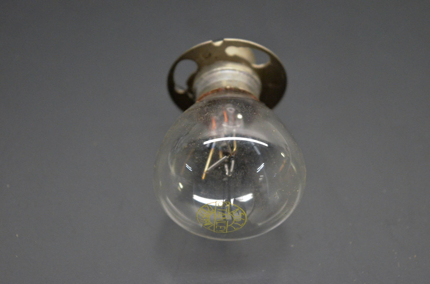 Stanley A5677 Replacement 12v 35/35w Headlight Bulb NOS