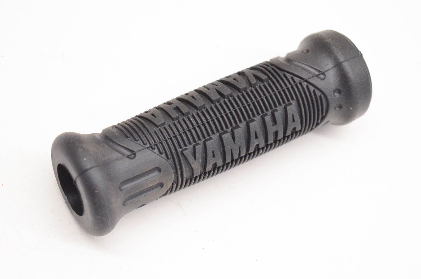 New OEM Yamaha GP7-U155D-00-00 Handle Grip NOS
