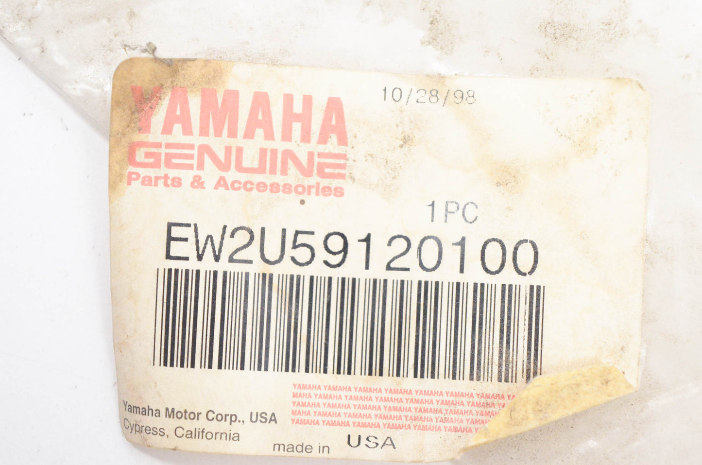 New OEM Yamaha EW2-U5912-01-00 Yellow Case Cap NOS