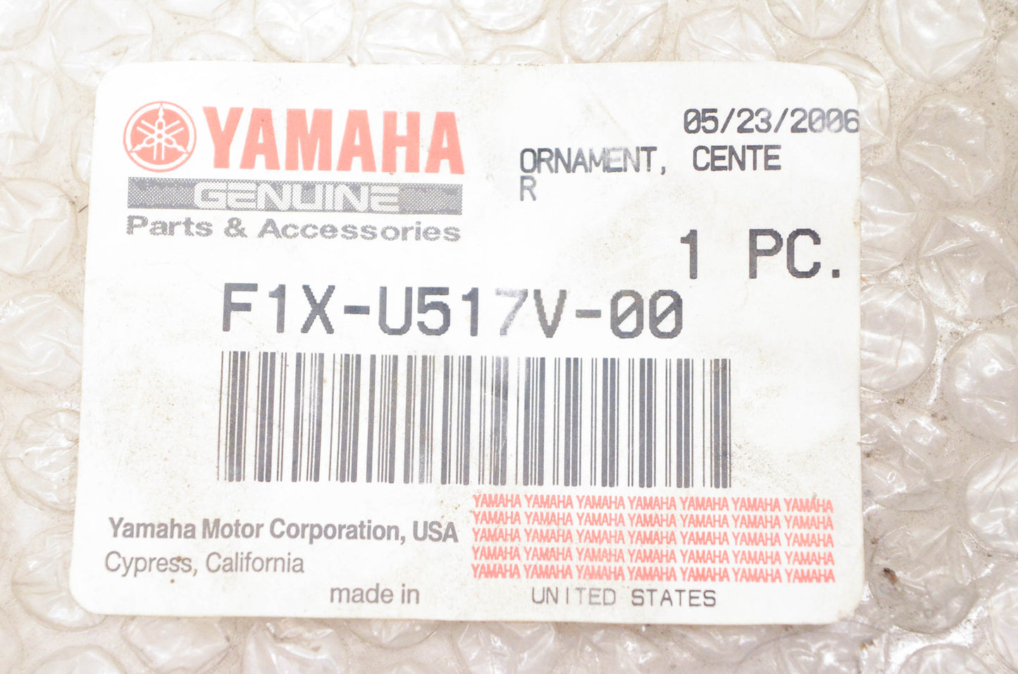 New OEM Yamaha F1X-U517V-00-00 Center Ornament NOS