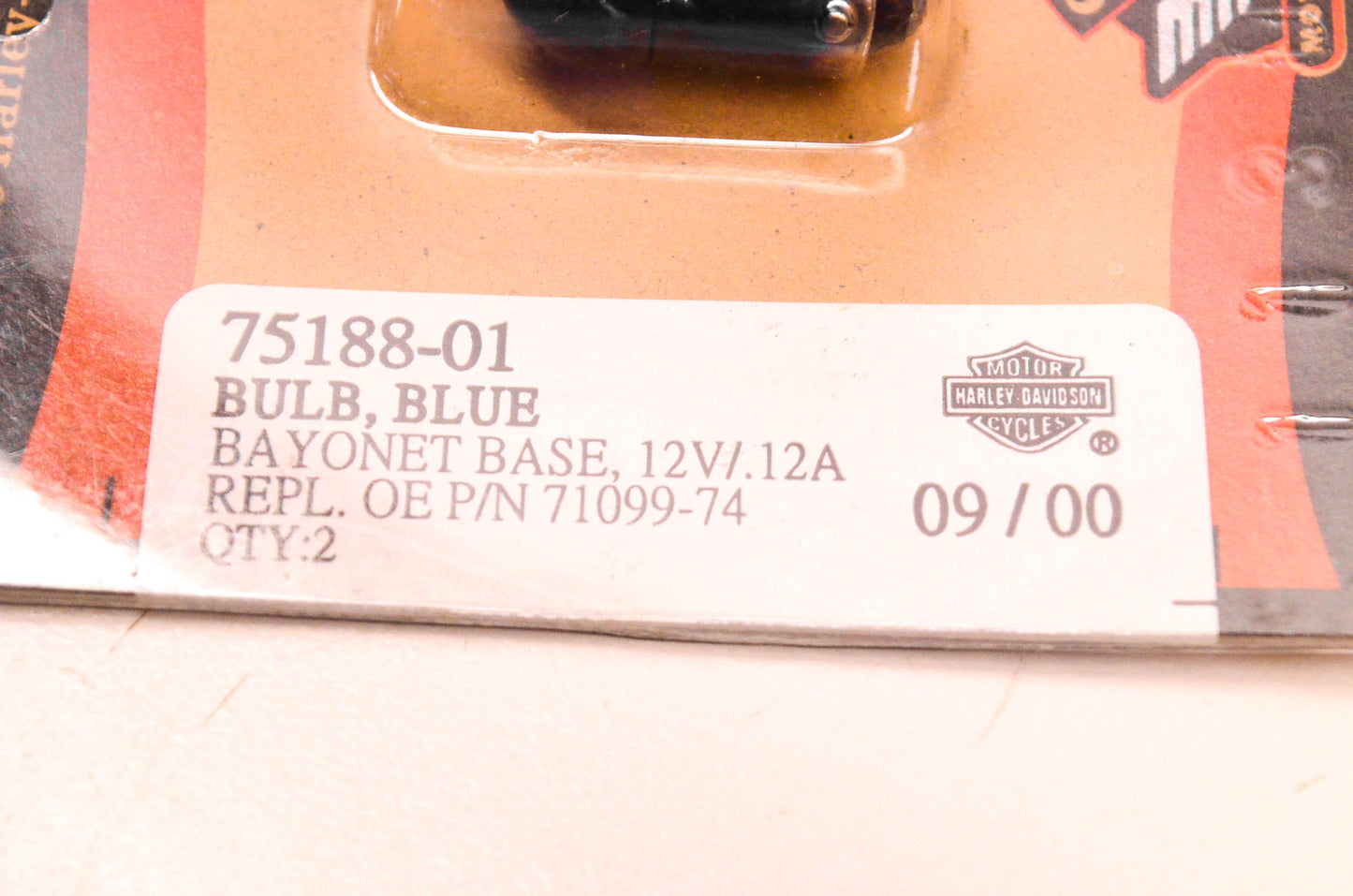 New OEM Harley-Davidson 75188-01, 71099-74 Bayonet Base Bulb Blue 12V/.12A NOS