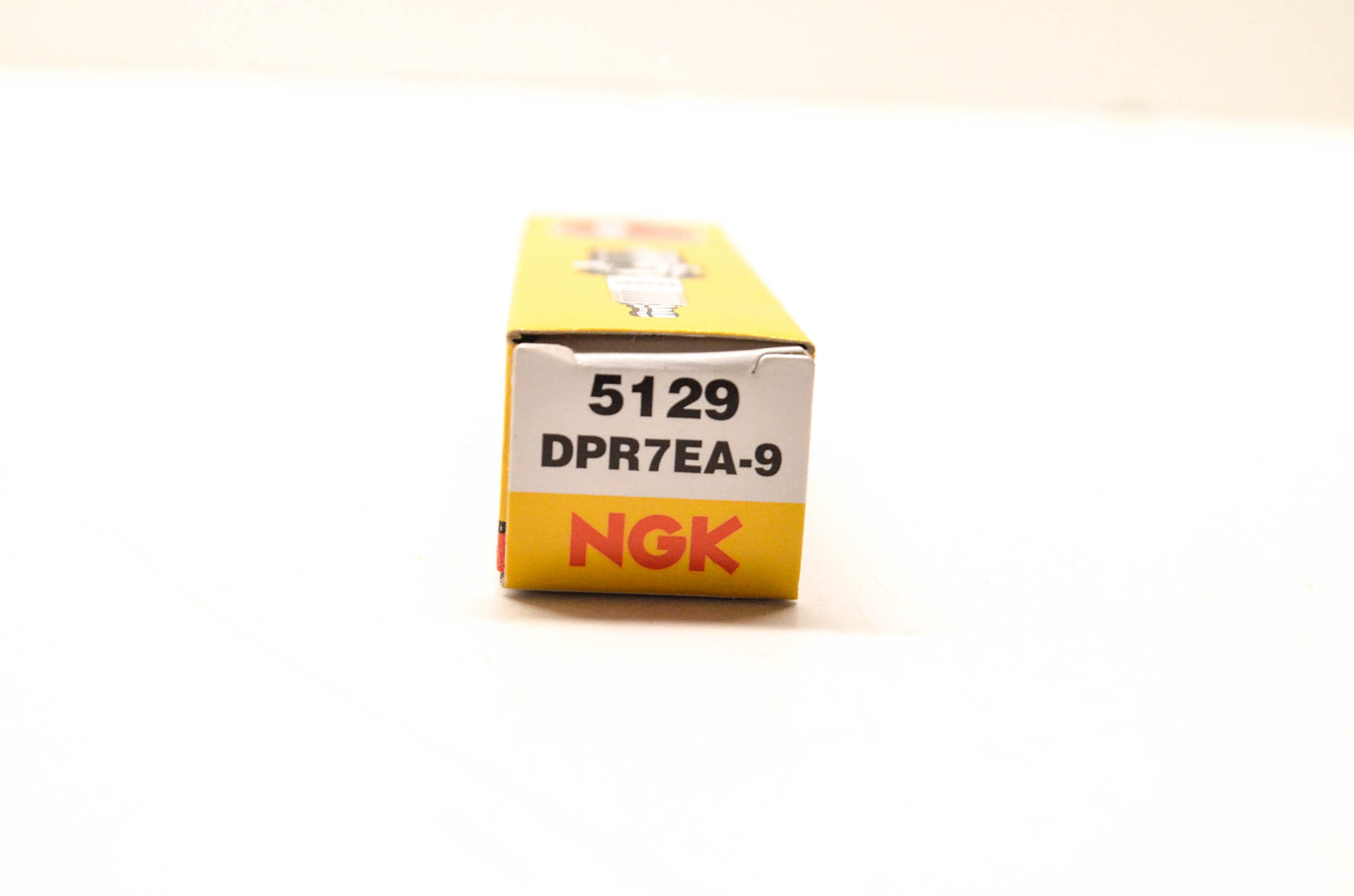 NGK DPR7EA9, 5129 Spark Plug NOS