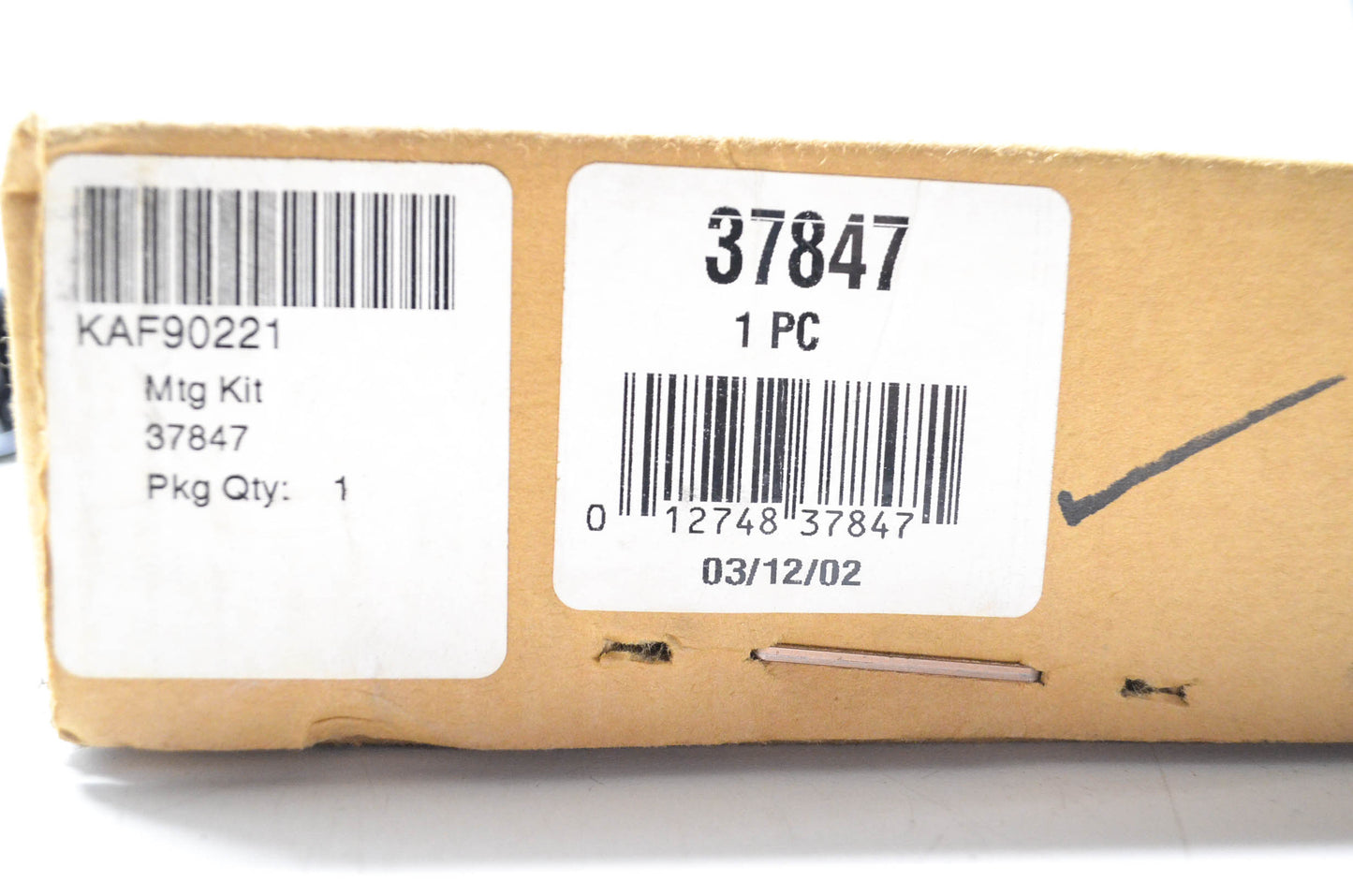 Warn 37847, KAF90-221 Frame Bracket NOS
