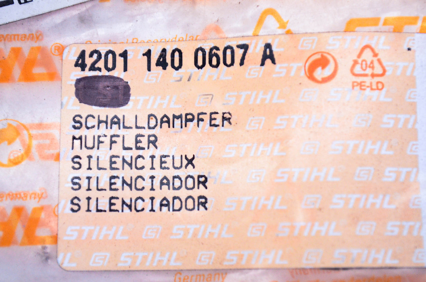 New OEM Stihl 4201-140-0607A, 4201-140-0607, LA10C01 Muffler Kit NOS