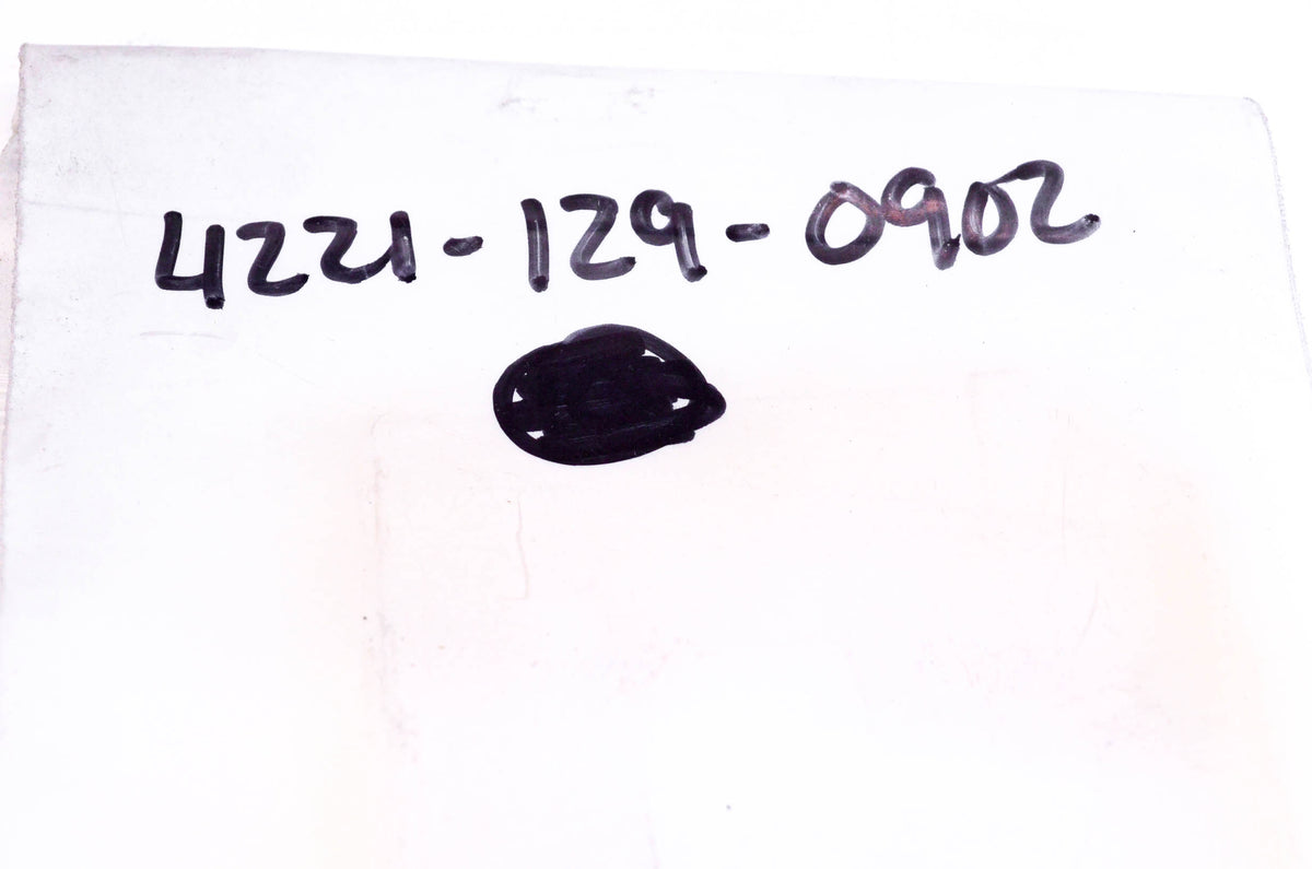 New OEM Stihl 4221-129-0902, 4221-129-0900 Intake Flange Gasket NOS