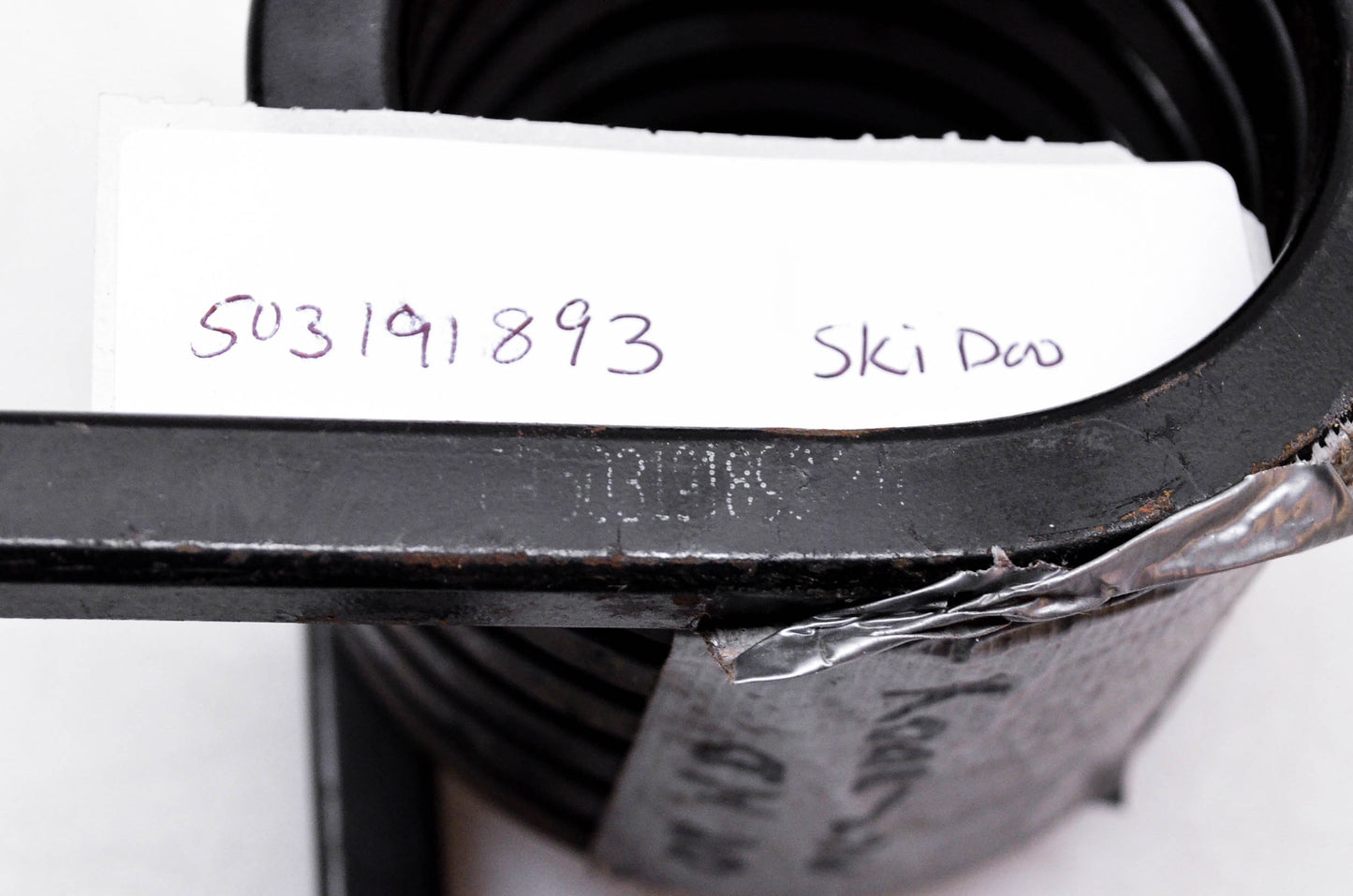 Aftermarket 503191893 Left Spring Paint NOS