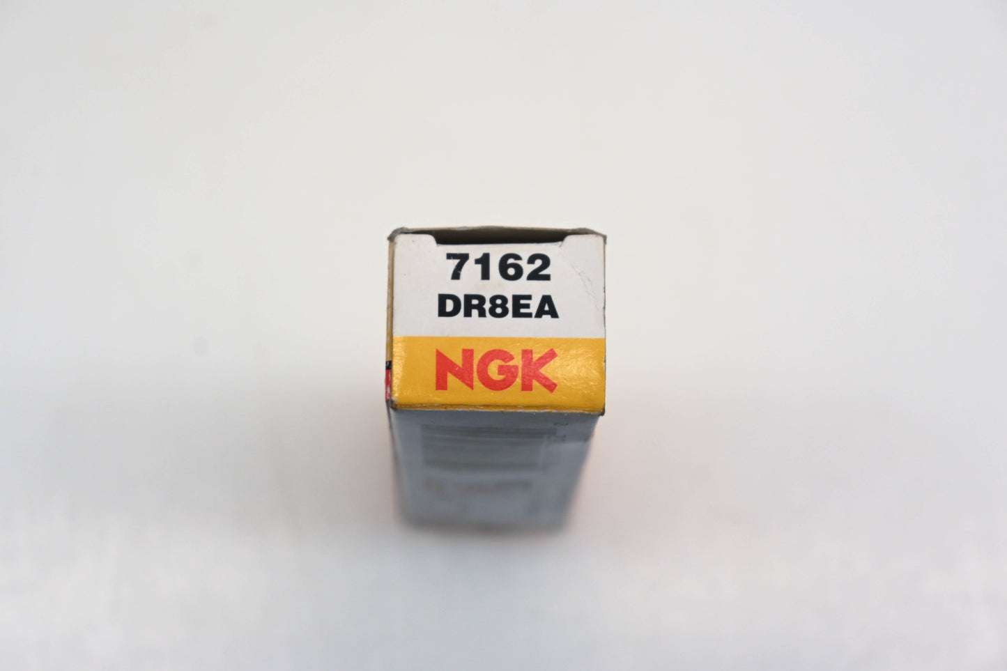 NGK DR8EA, 7162 Sparkplug NOS