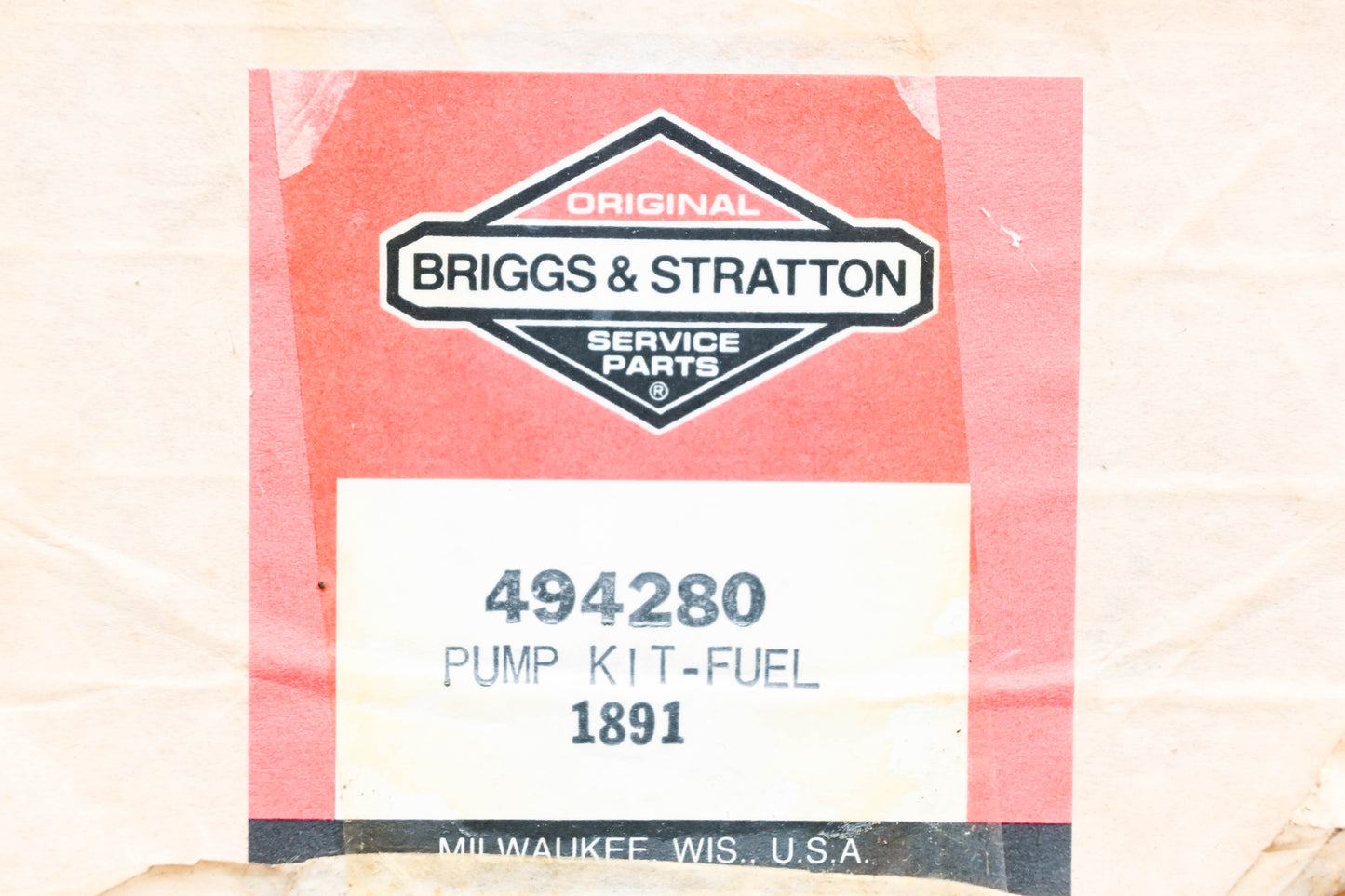 New OEM Briggs & Stratton 494280 Fuel Pump Kit NOS