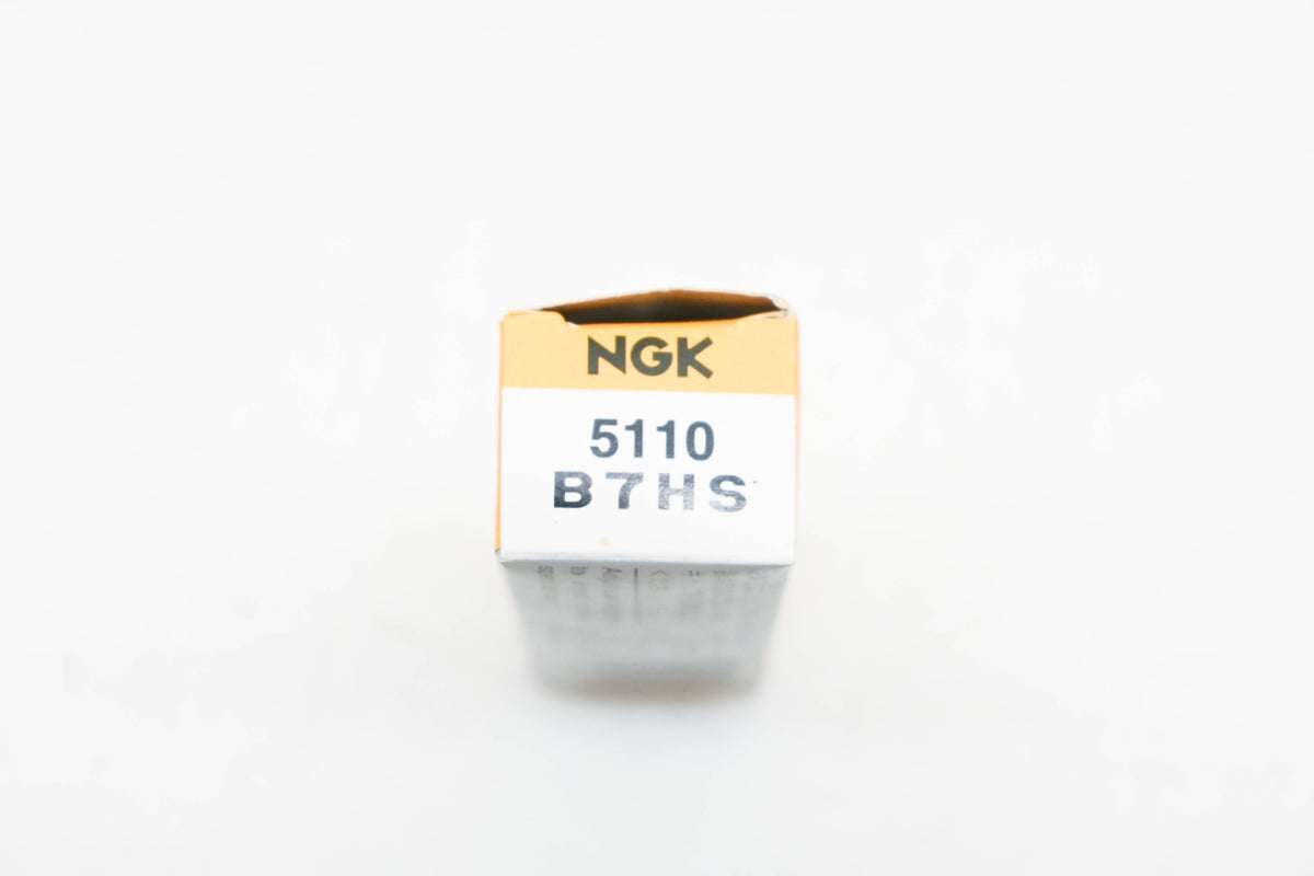 Champion B7HS, 5110 Spark Plug NOS