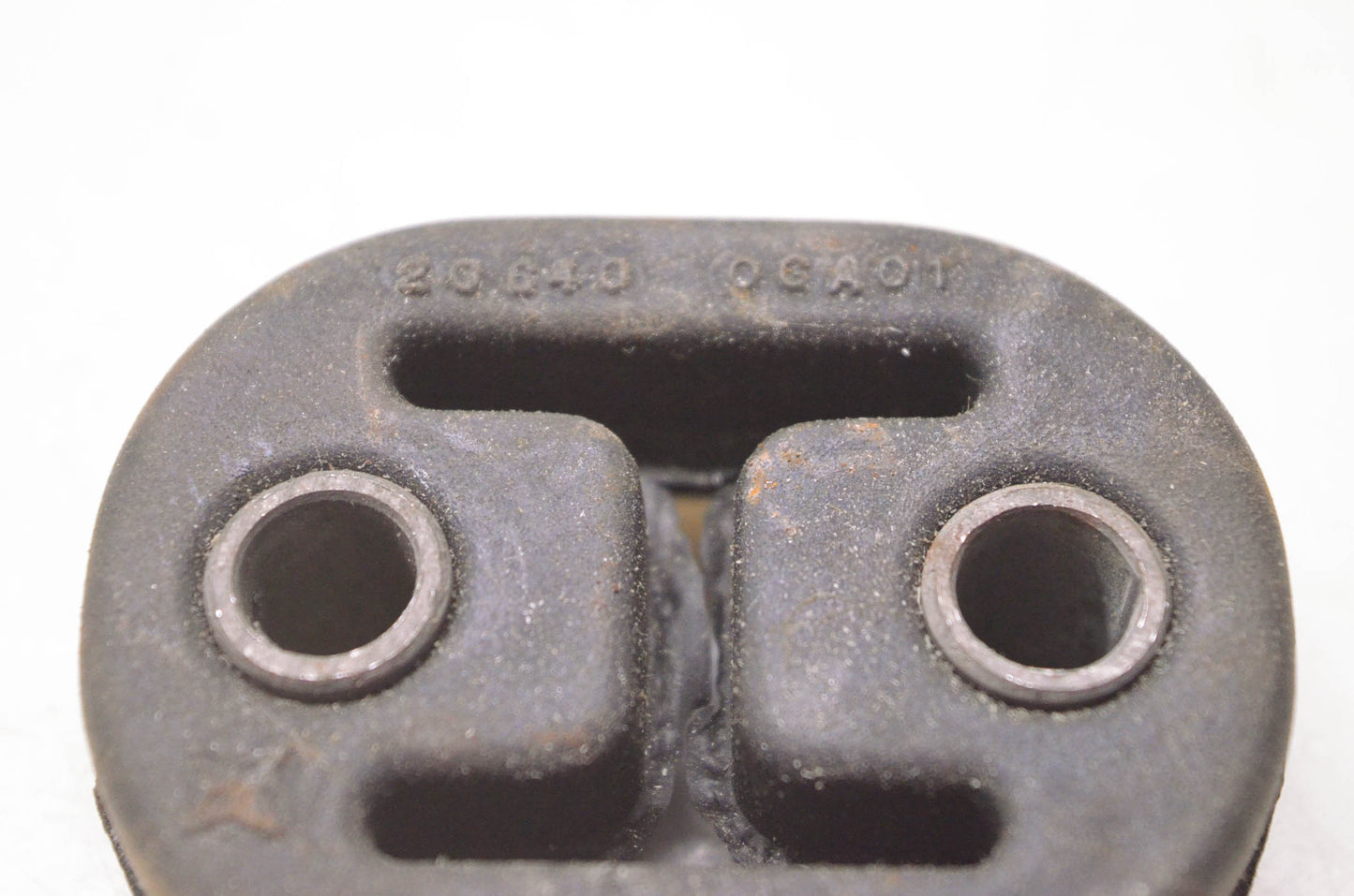 Aftermarket 20640, 20640 0GA01 Rubber Insulator Exhaust Hanger NOS