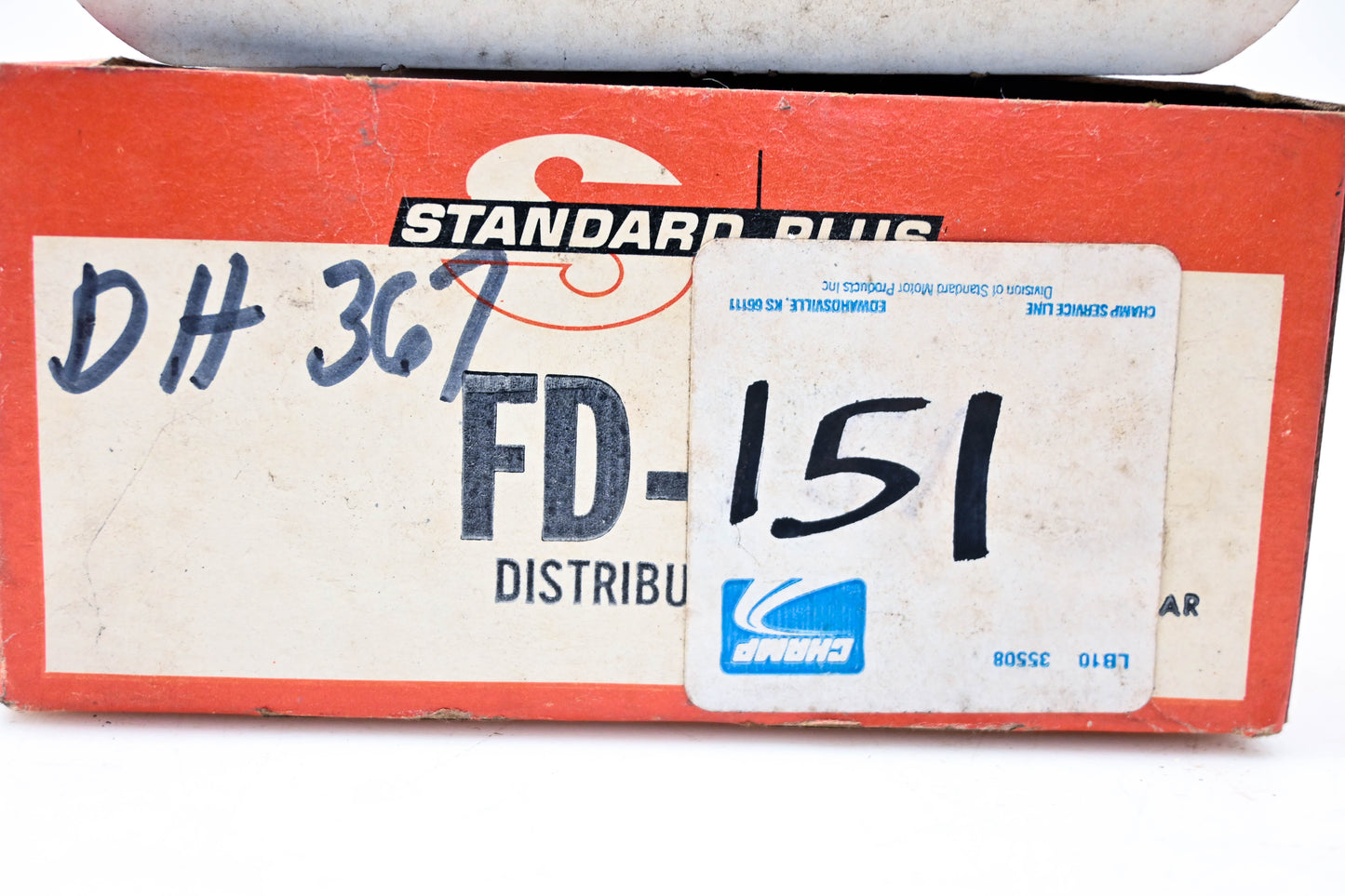 Standard Motor Products DH367, FD-151 Distributor Cap NOS
