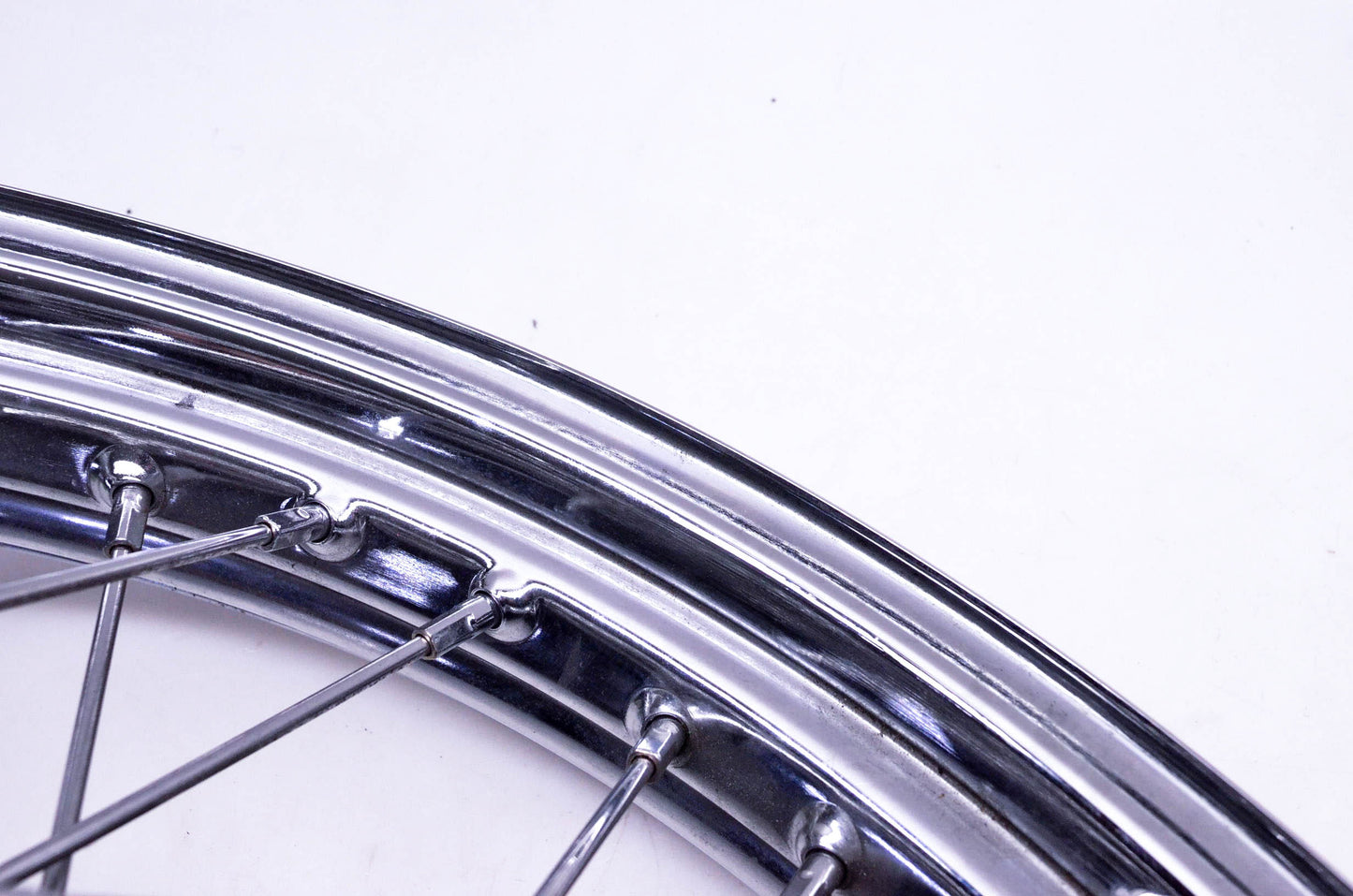 New OEM Triumph T2001143 Front Chrome Spoked Wheel Assembly NOS