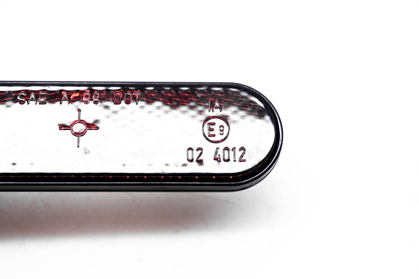 Aftermarket 02 4012 Oval 1"x3.75" Red Reflector Flat Back Plate
