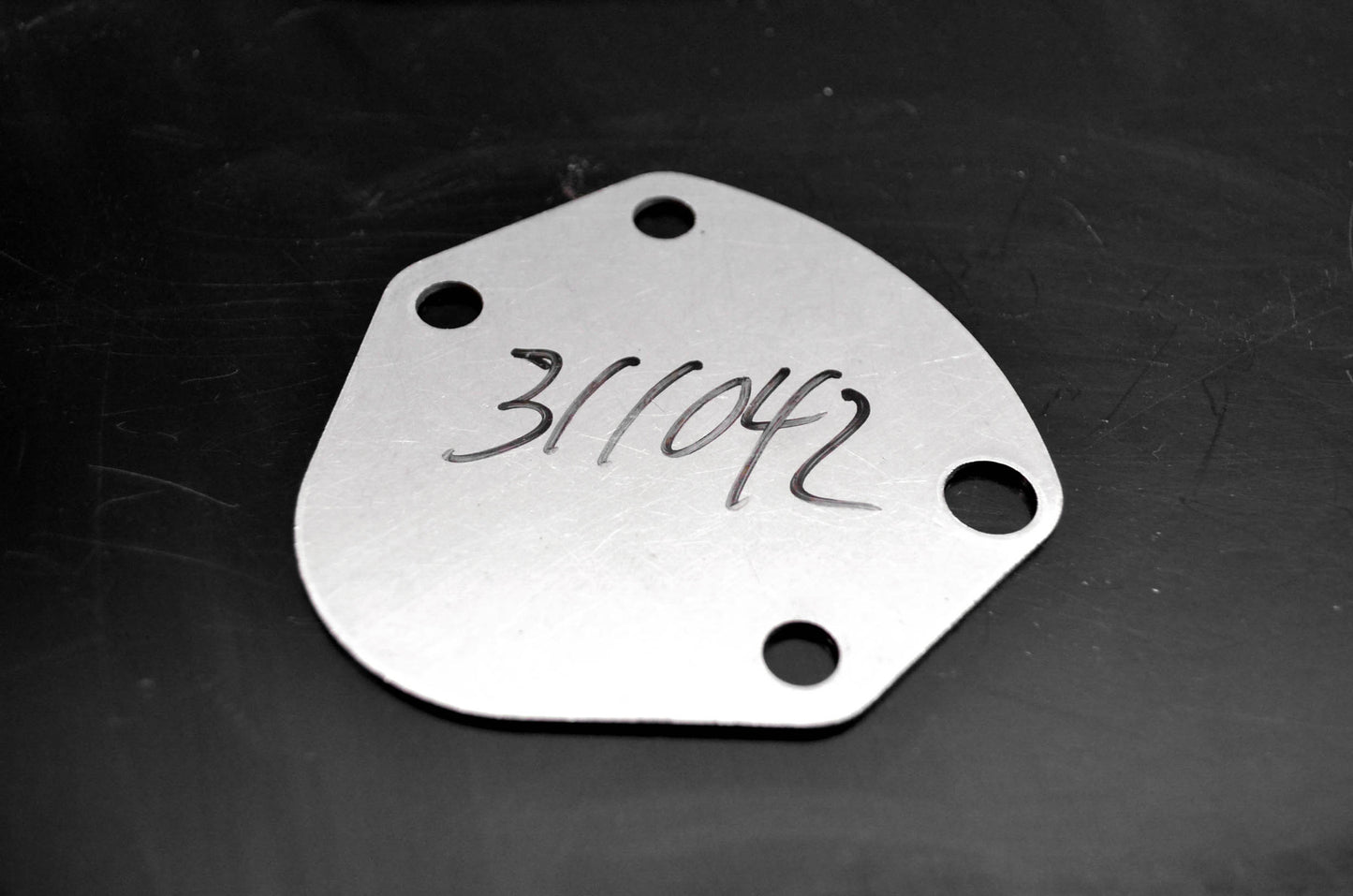 OMC 311042 Water Plate NOS