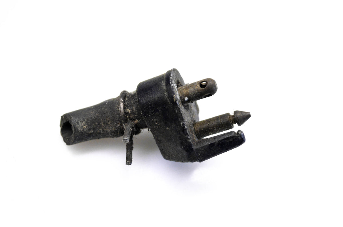 OMC 303600 Fuel Connector