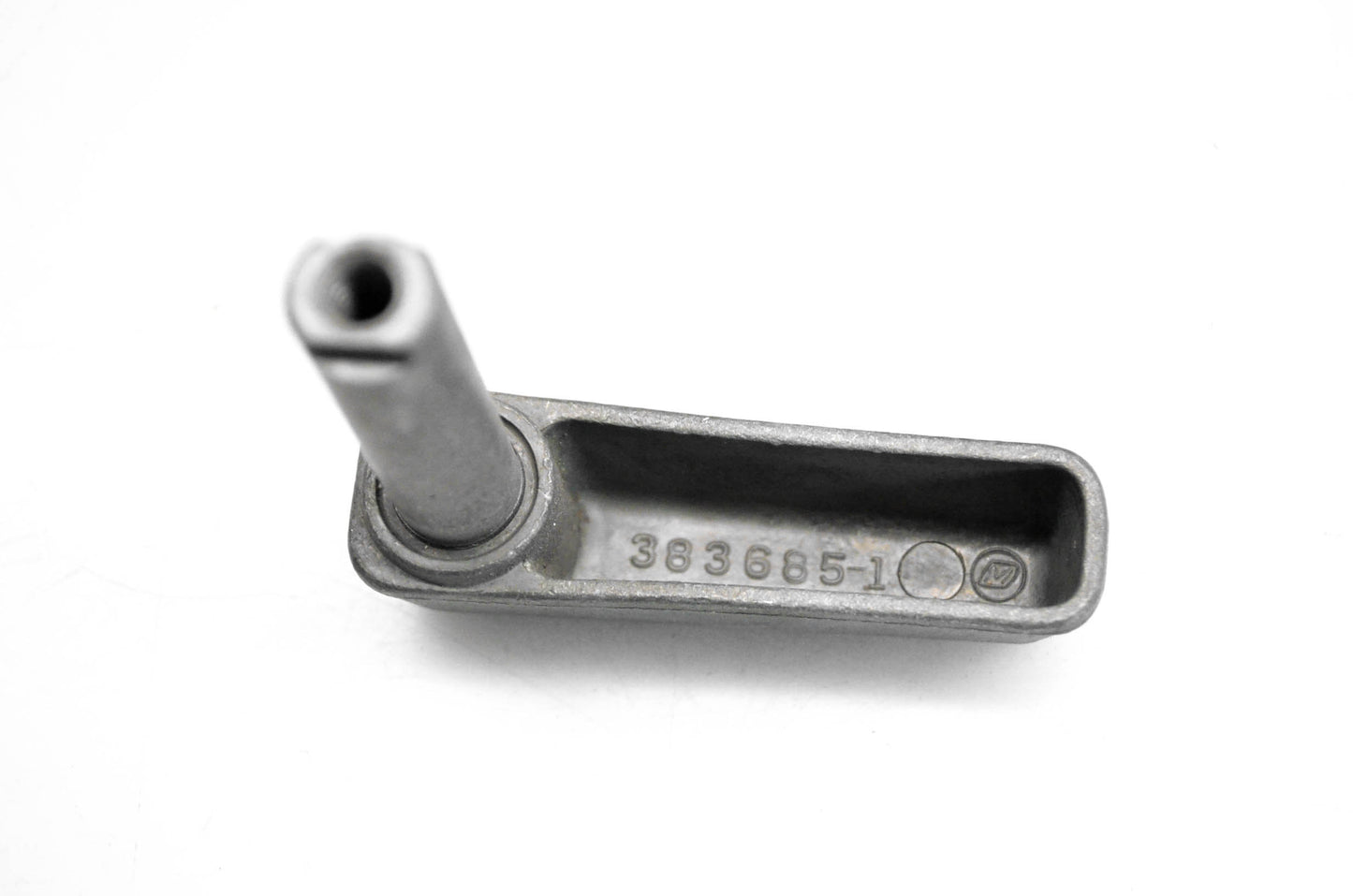 OMC 383685 Latch & Shaft Handle NOS