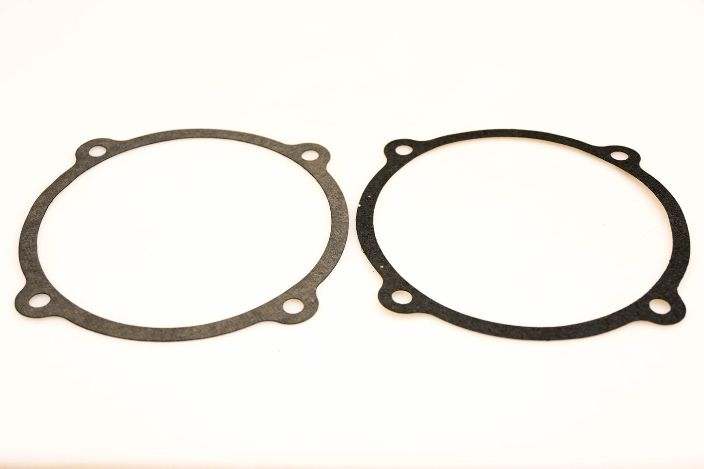 OMC 308799 Tilt Clutch Cover Gaskets Qty 2 NOS