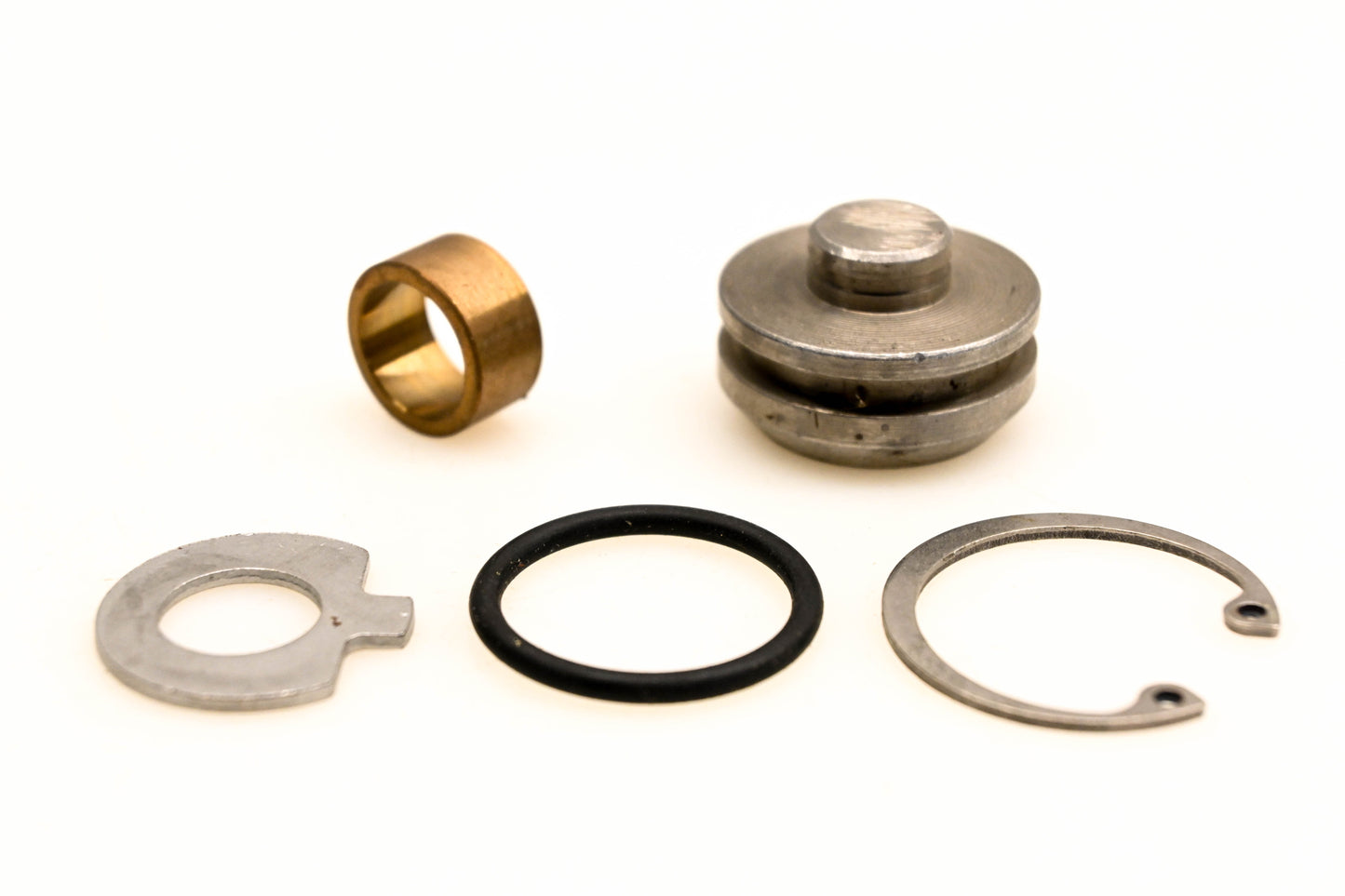 OMC 384386 Retainer Bushing & Spacer NOS