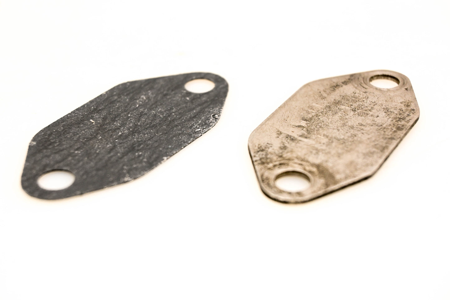 OMC 305263 Lower Housing Plate & Gasket