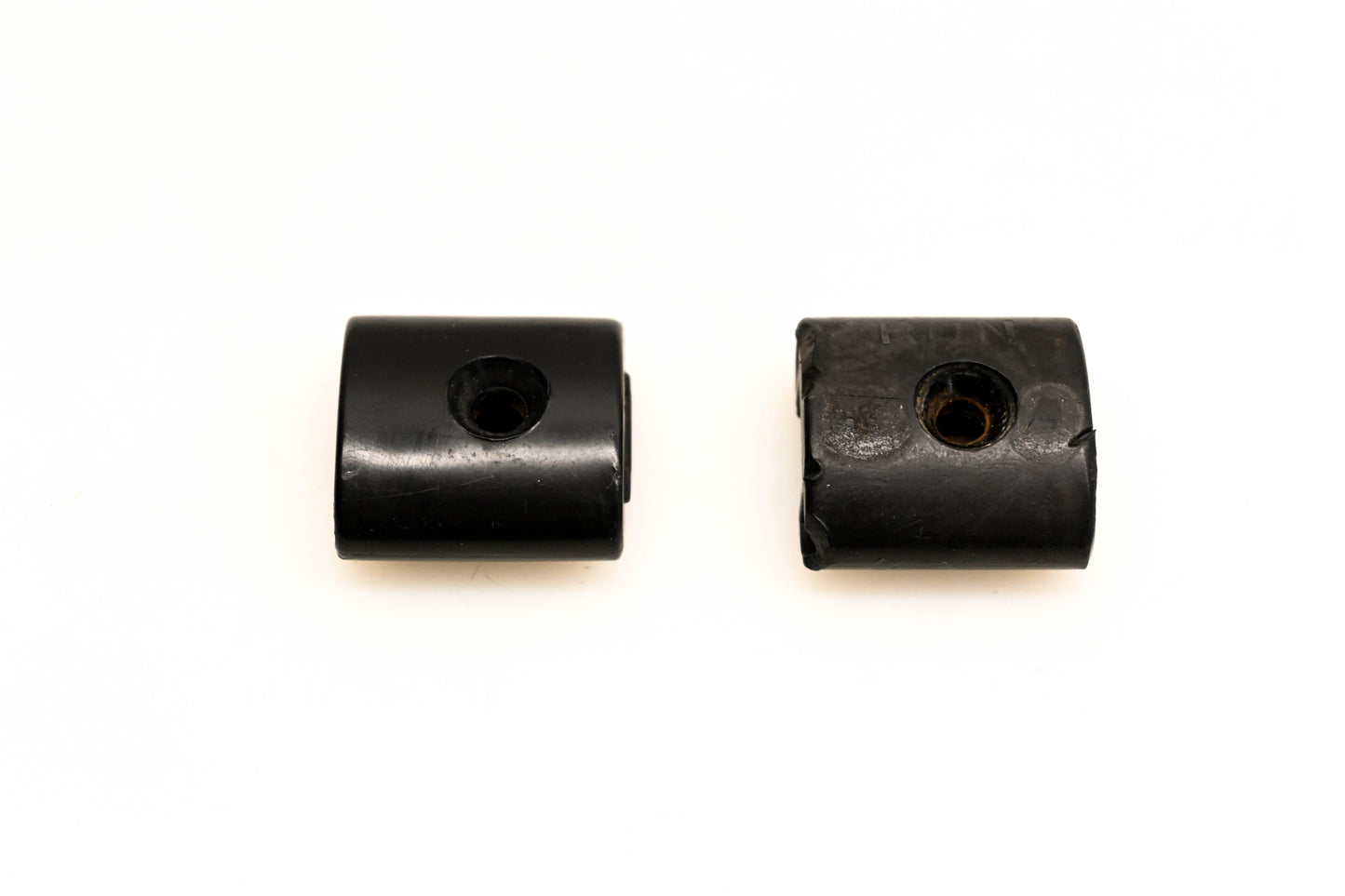 OMC 329012 Run Tilt Knobs Qty 2