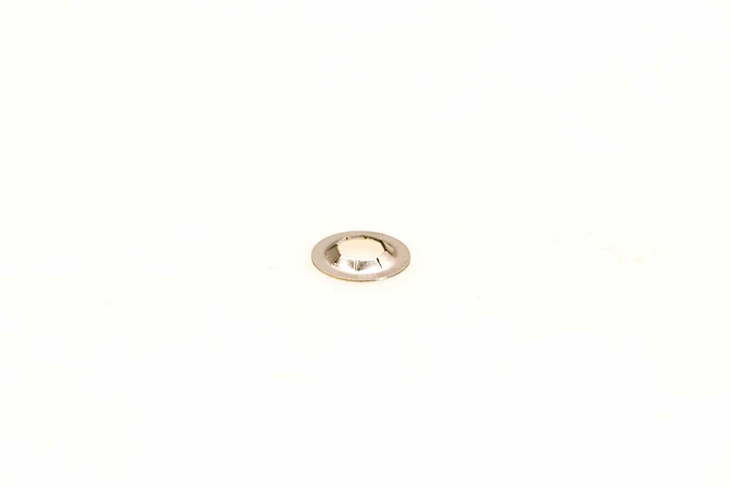 OMC 511527 Push On Retainer Clip NOS